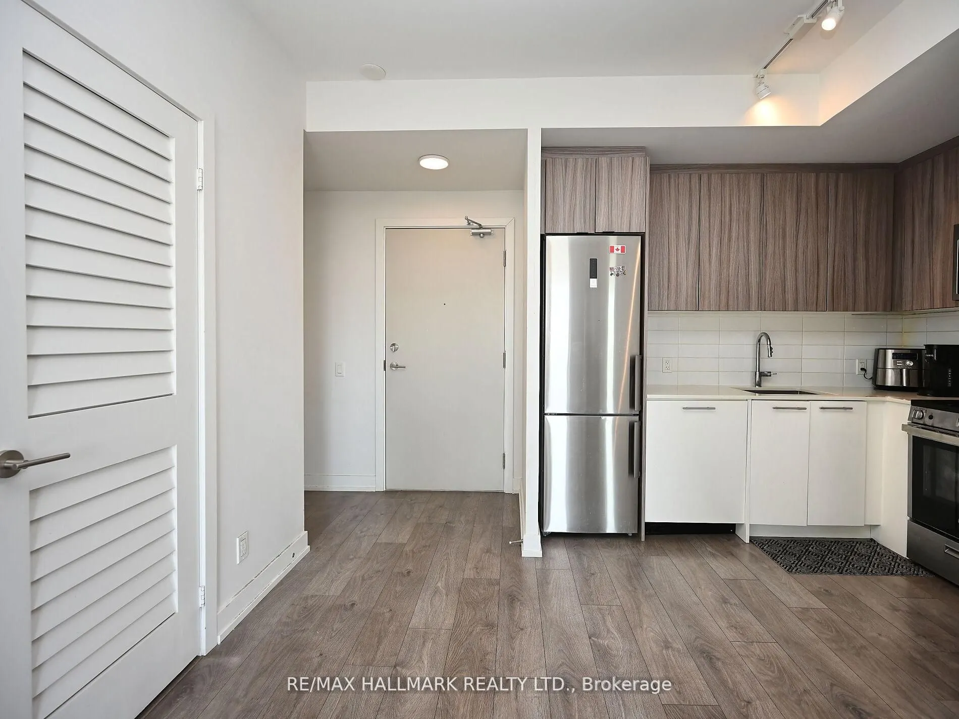 225 Veterans Drive, #707