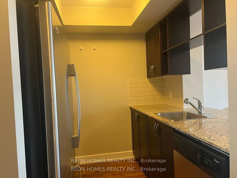 6 Eva Road, #2106