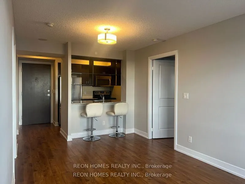 6 Eva Road, #2106