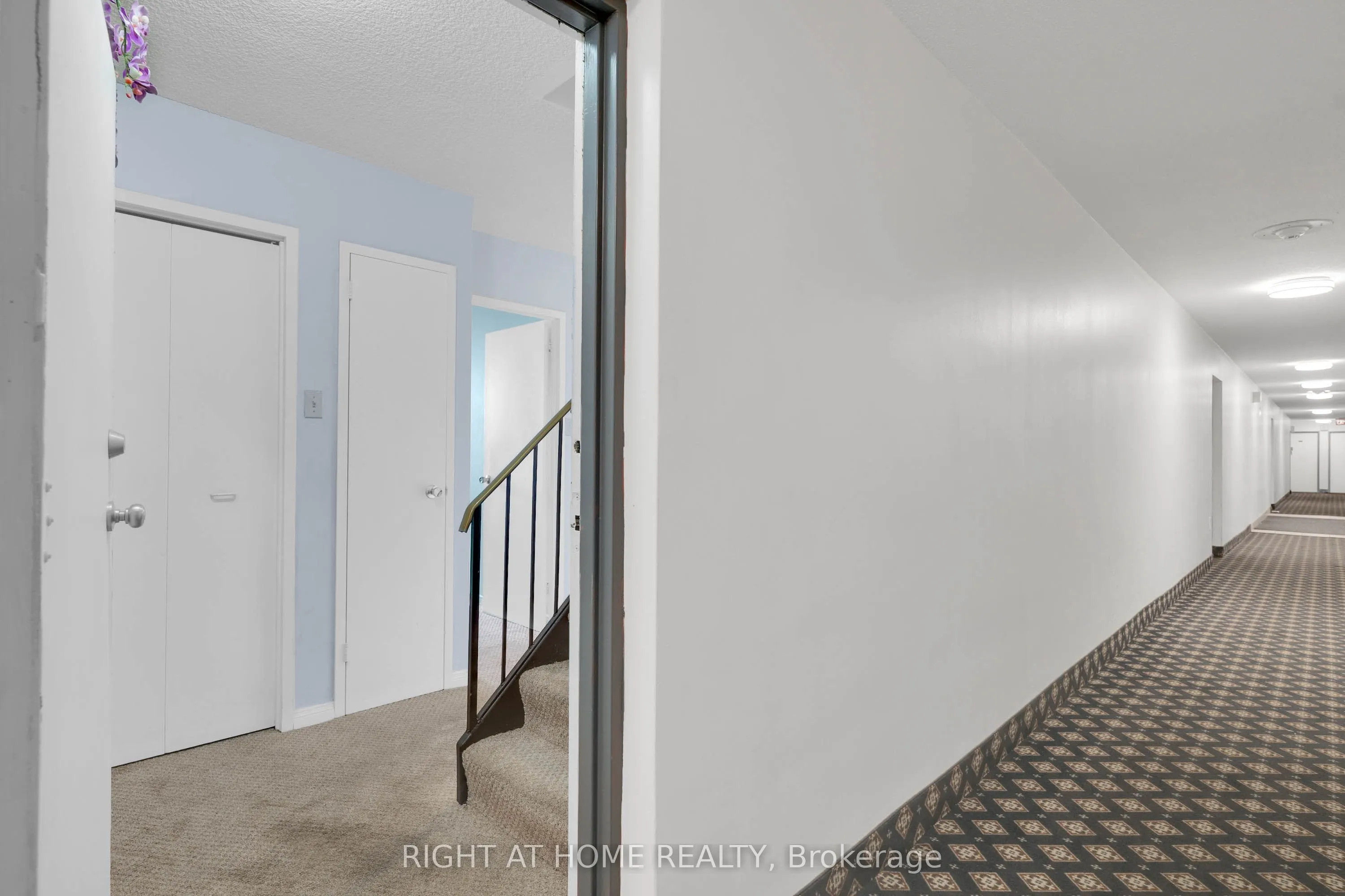 45 Silverstone Drive, #909