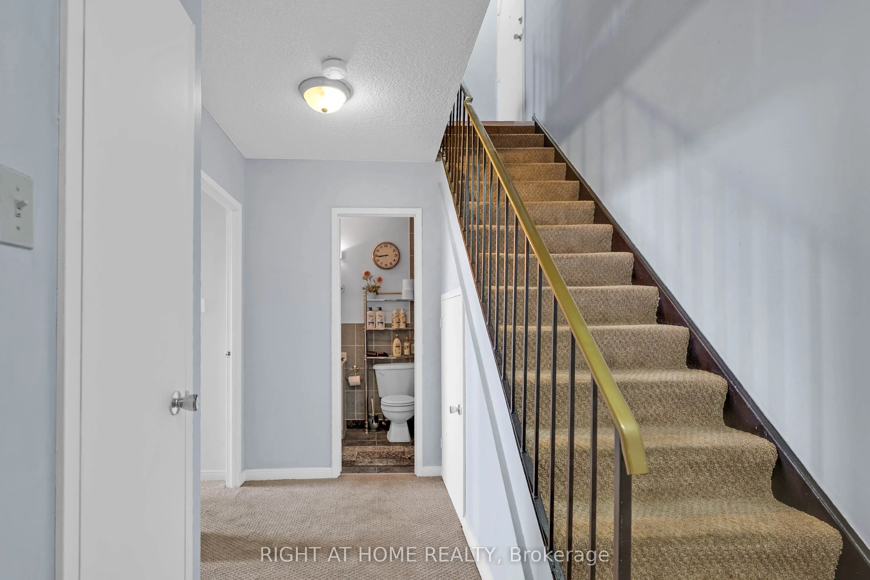 45 Silverstone Drive, #909