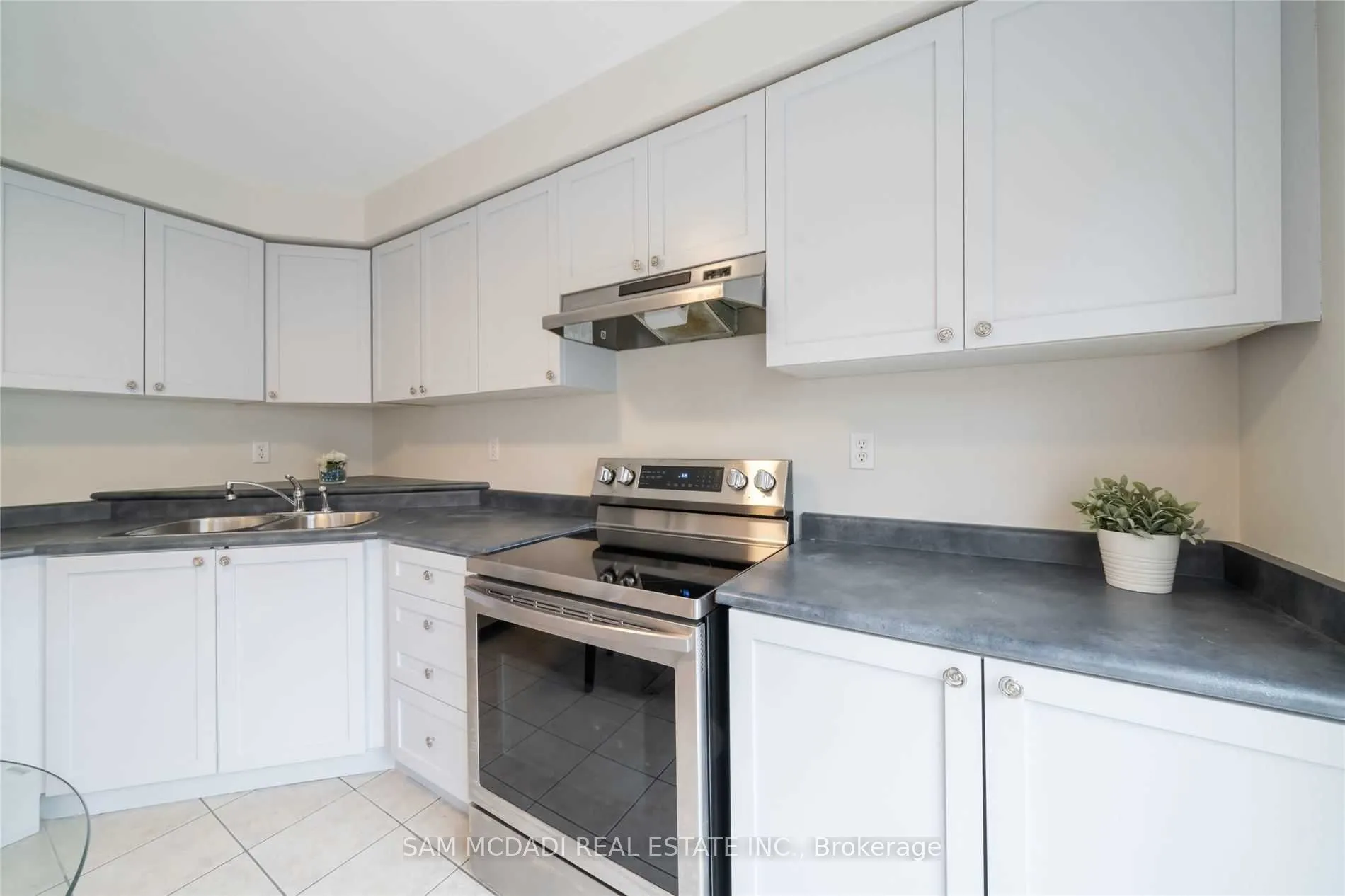 639 Kerr Trail