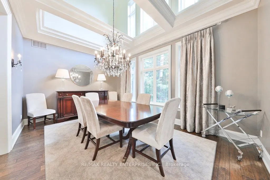 5047 Lakeshore Road