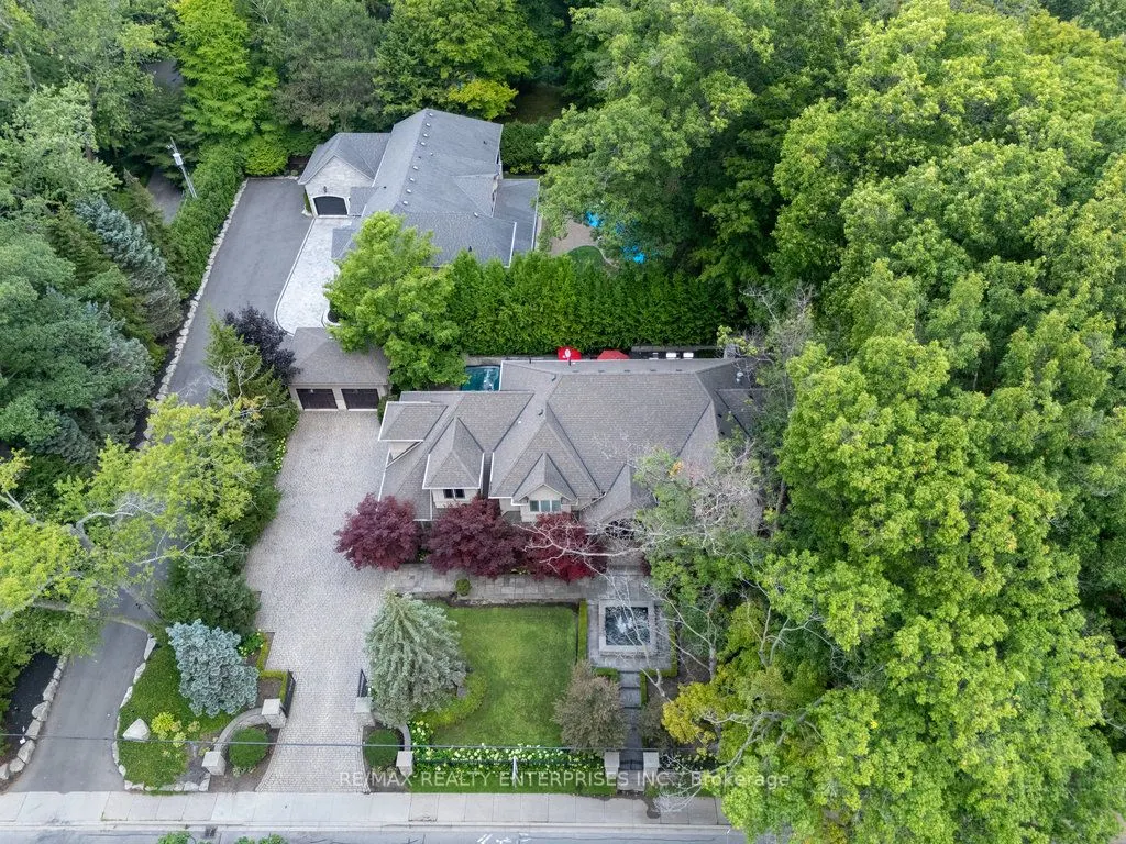 5047 Lakeshore Road