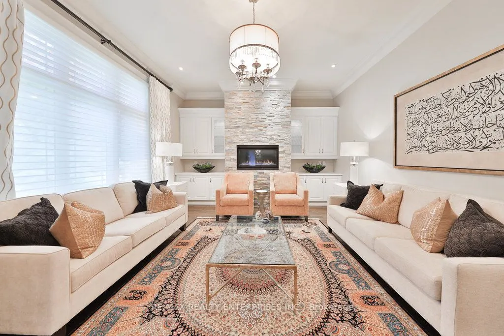 5047 Lakeshore Road