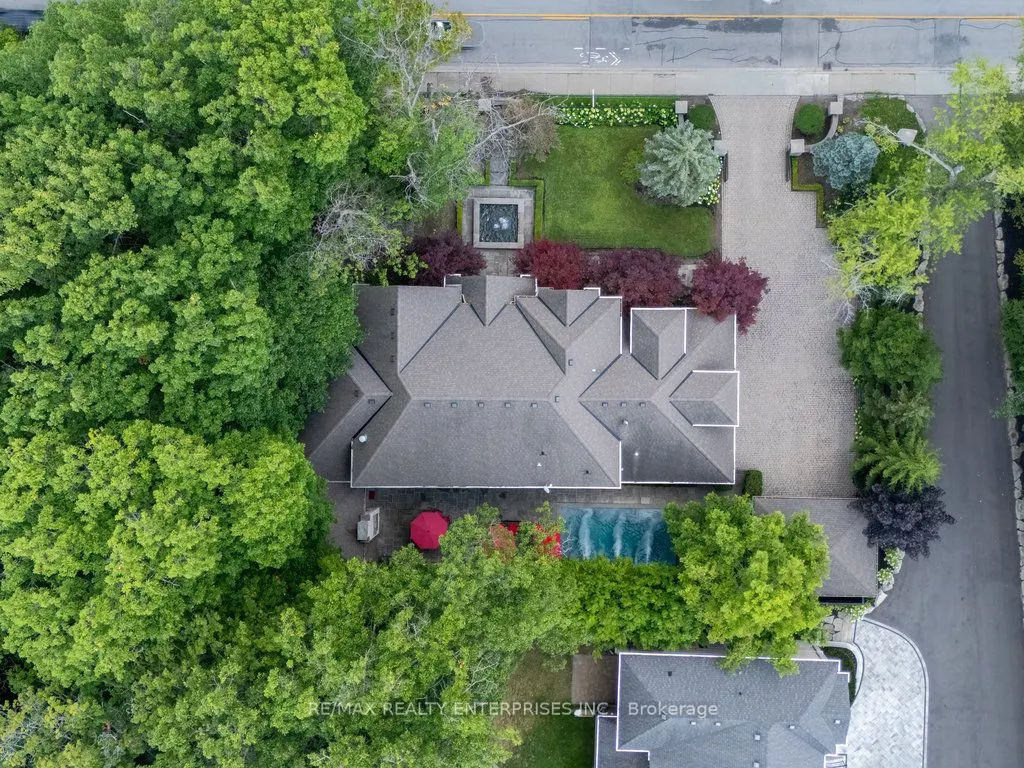 5047 Lakeshore Road