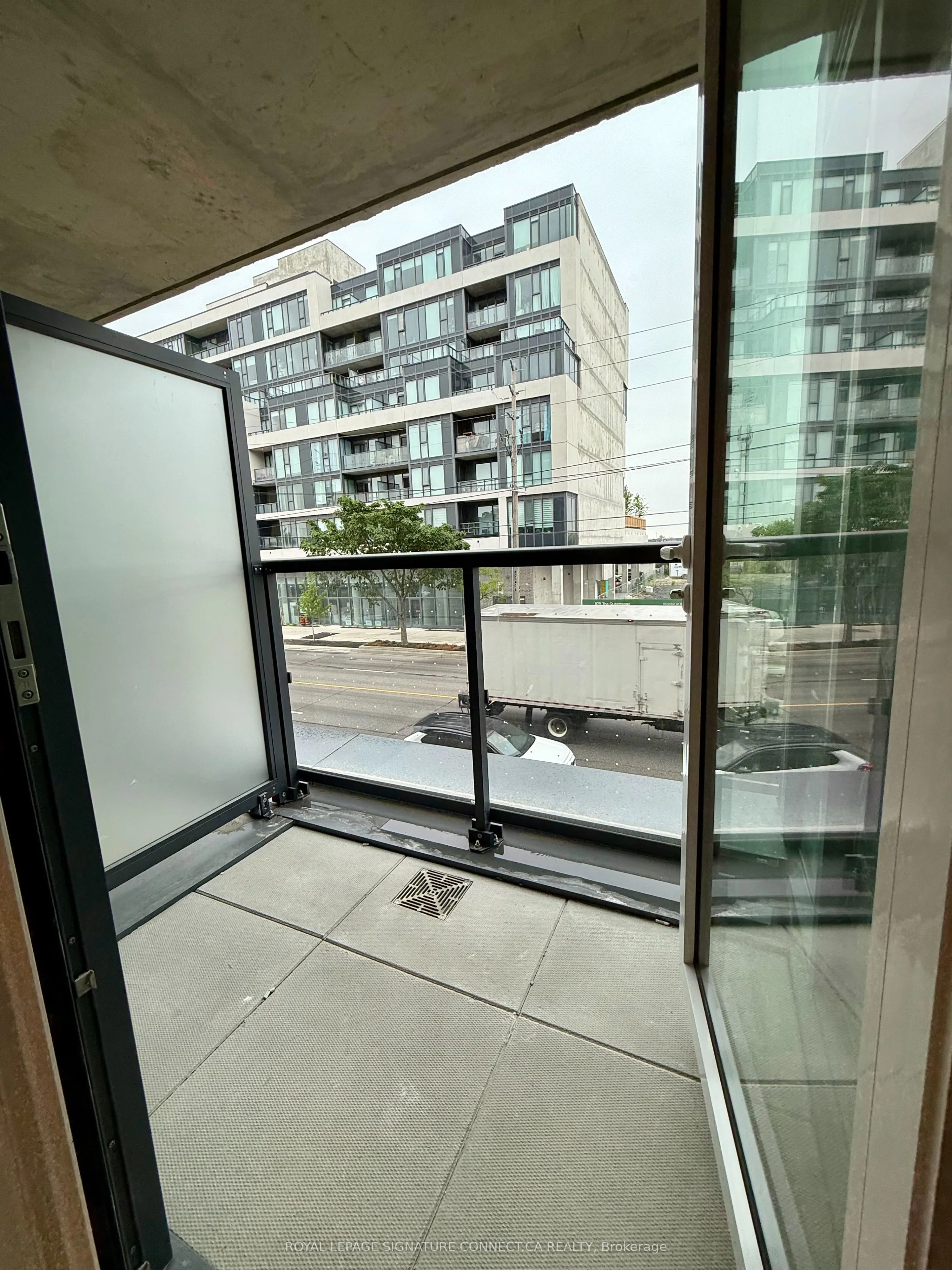 6 Chartwell Road, #208