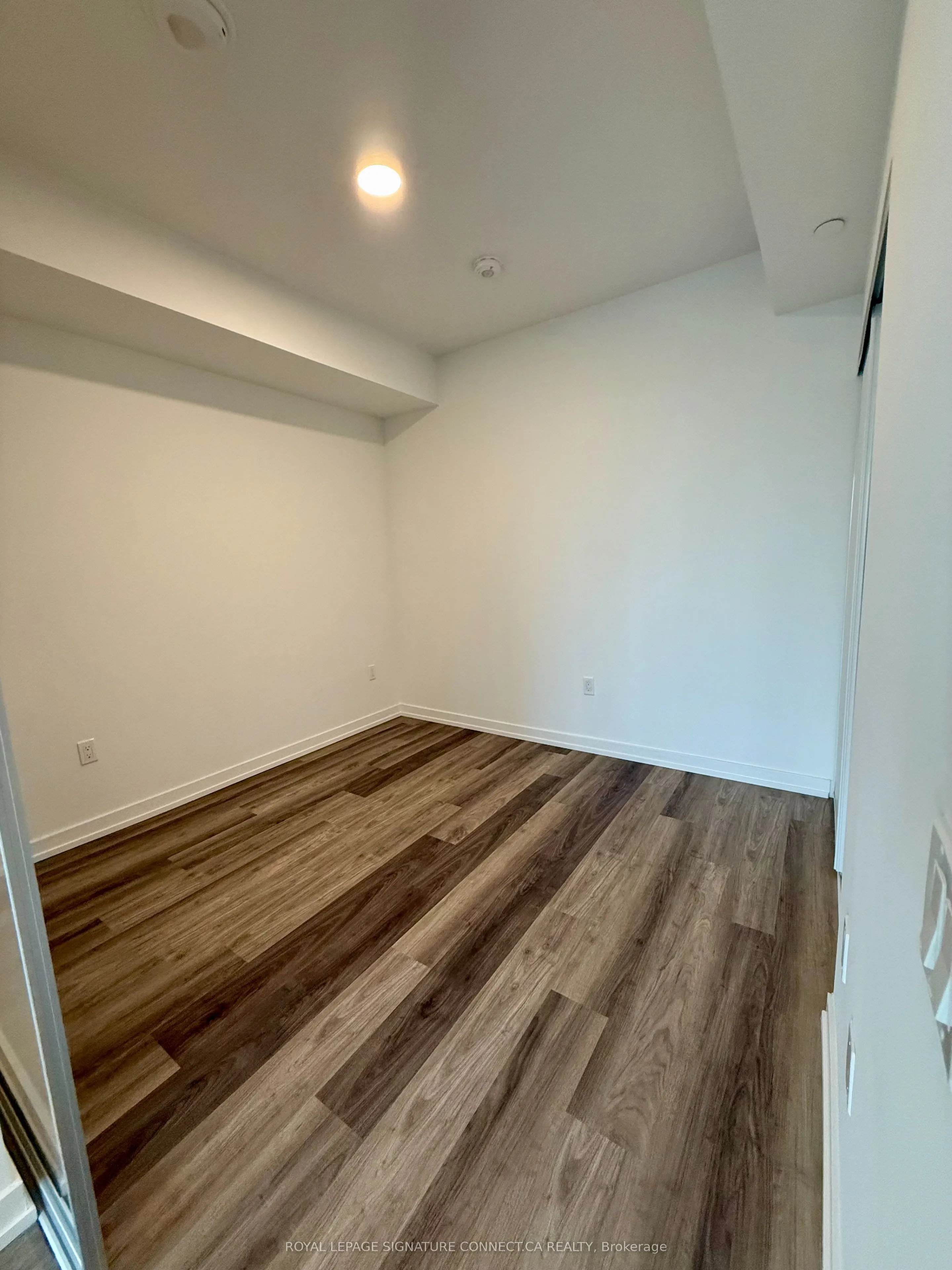 6 Chartwell Road, #208