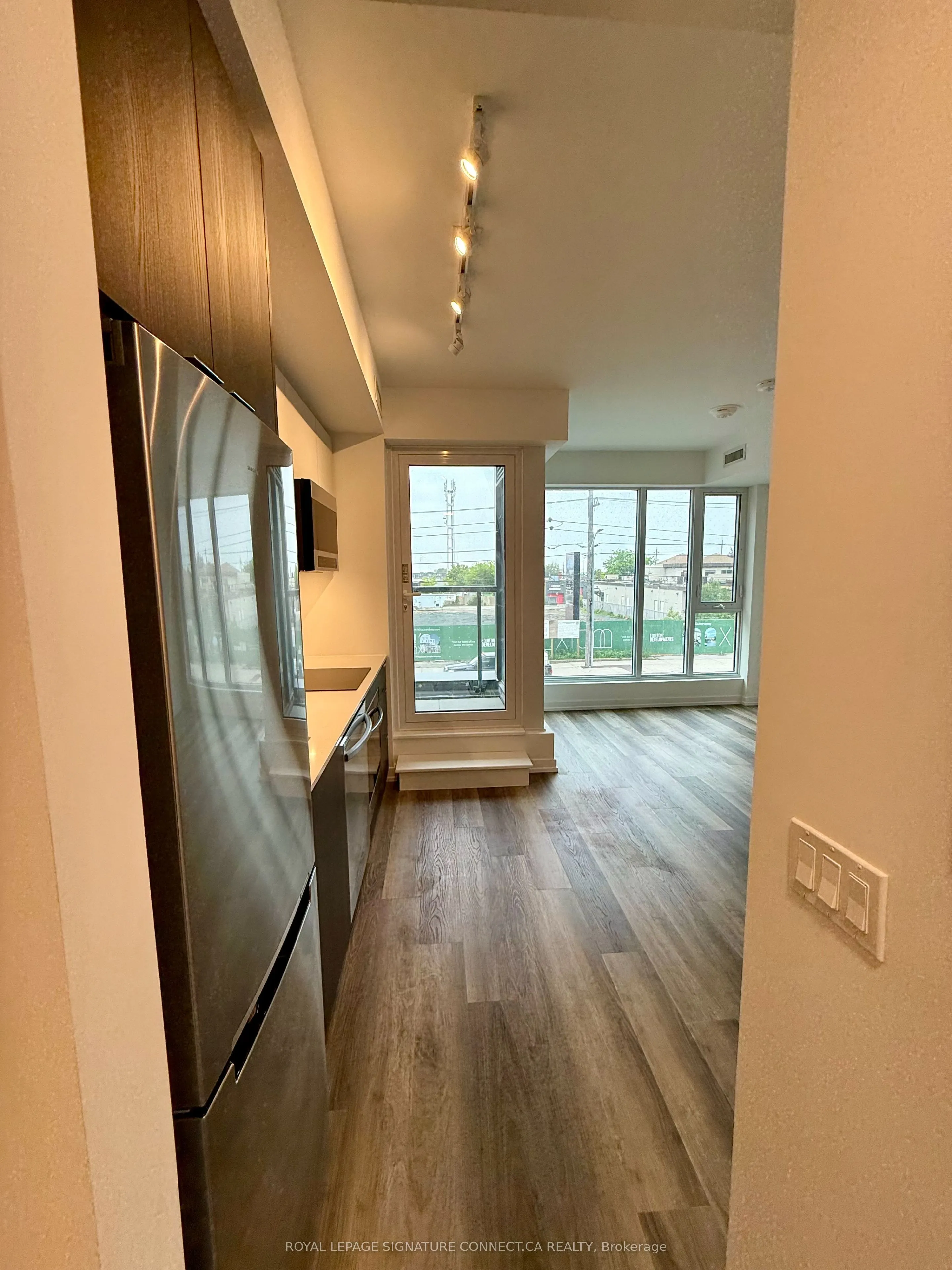 6 Chartwell Road, #208
