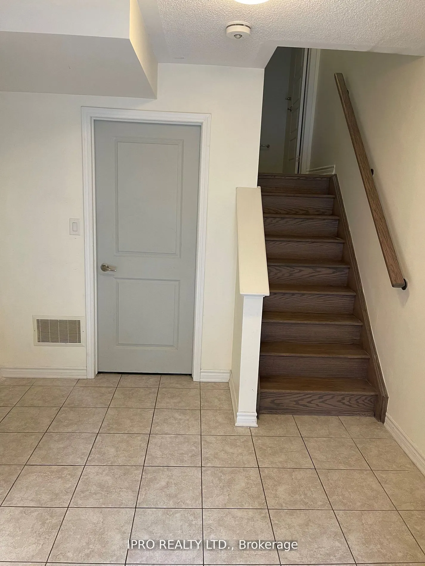 114 FROST Court