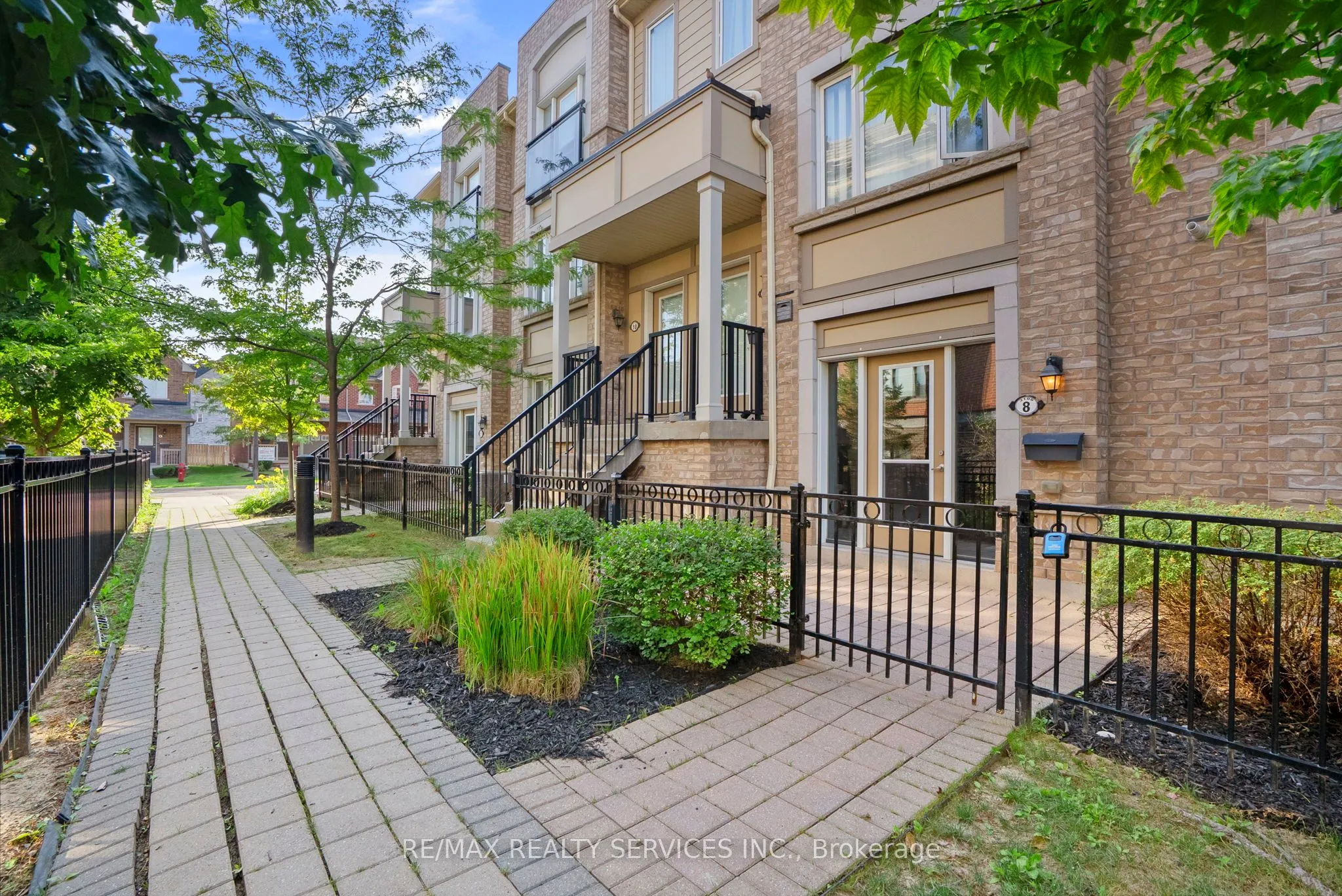 3100 Boxford Crescent, #8