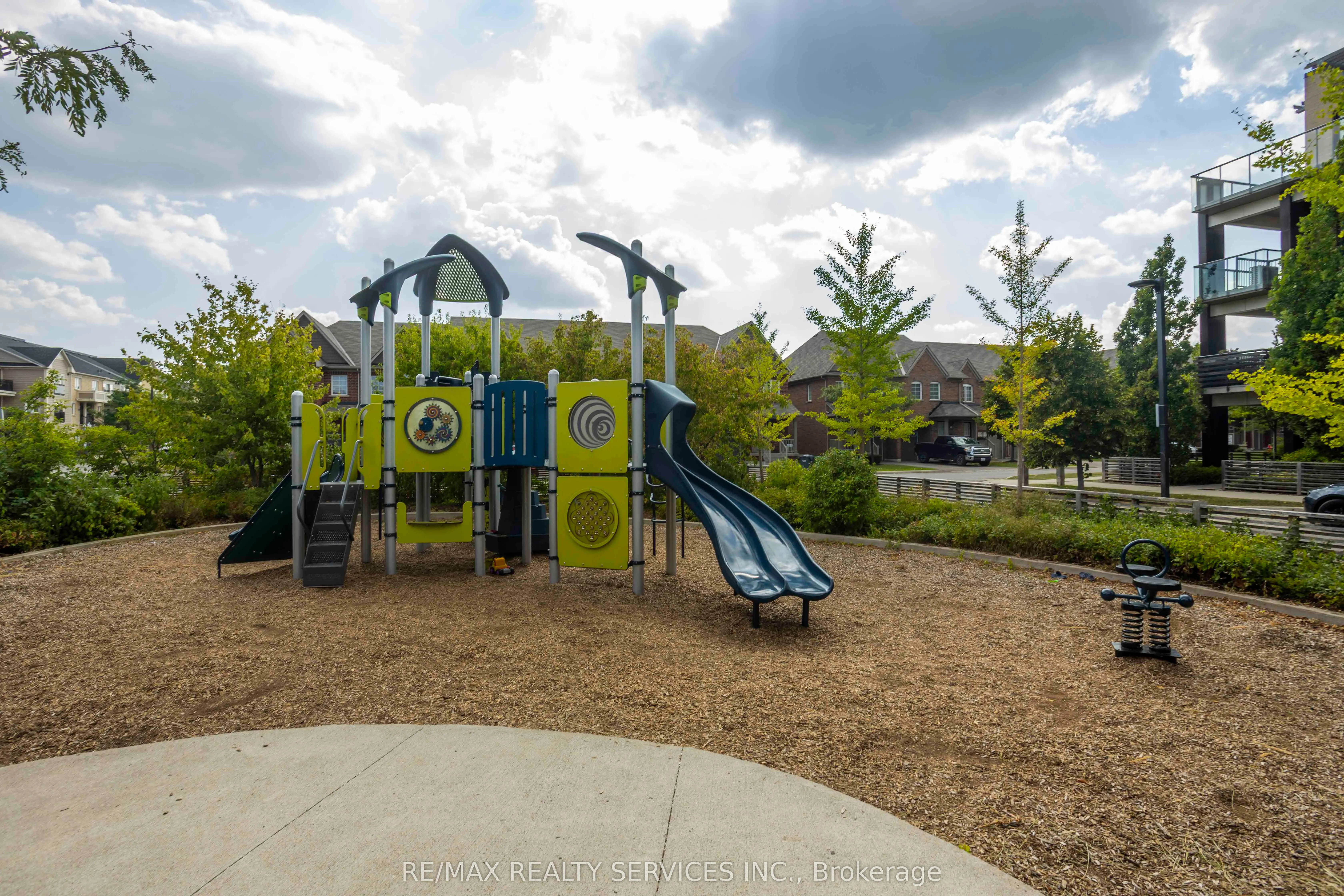 3100 Boxford Crescent, #8