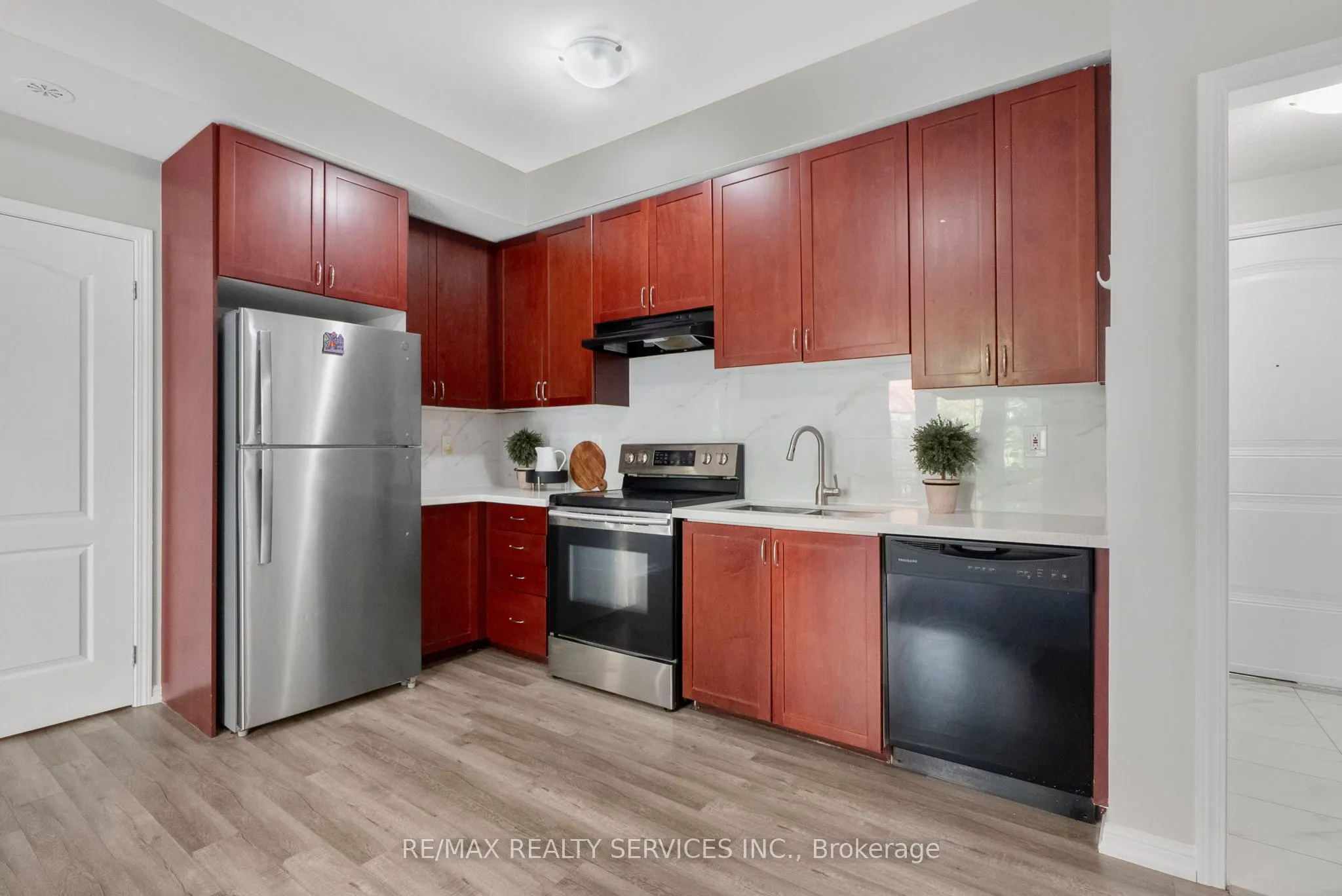 3100 Boxford Crescent, #8