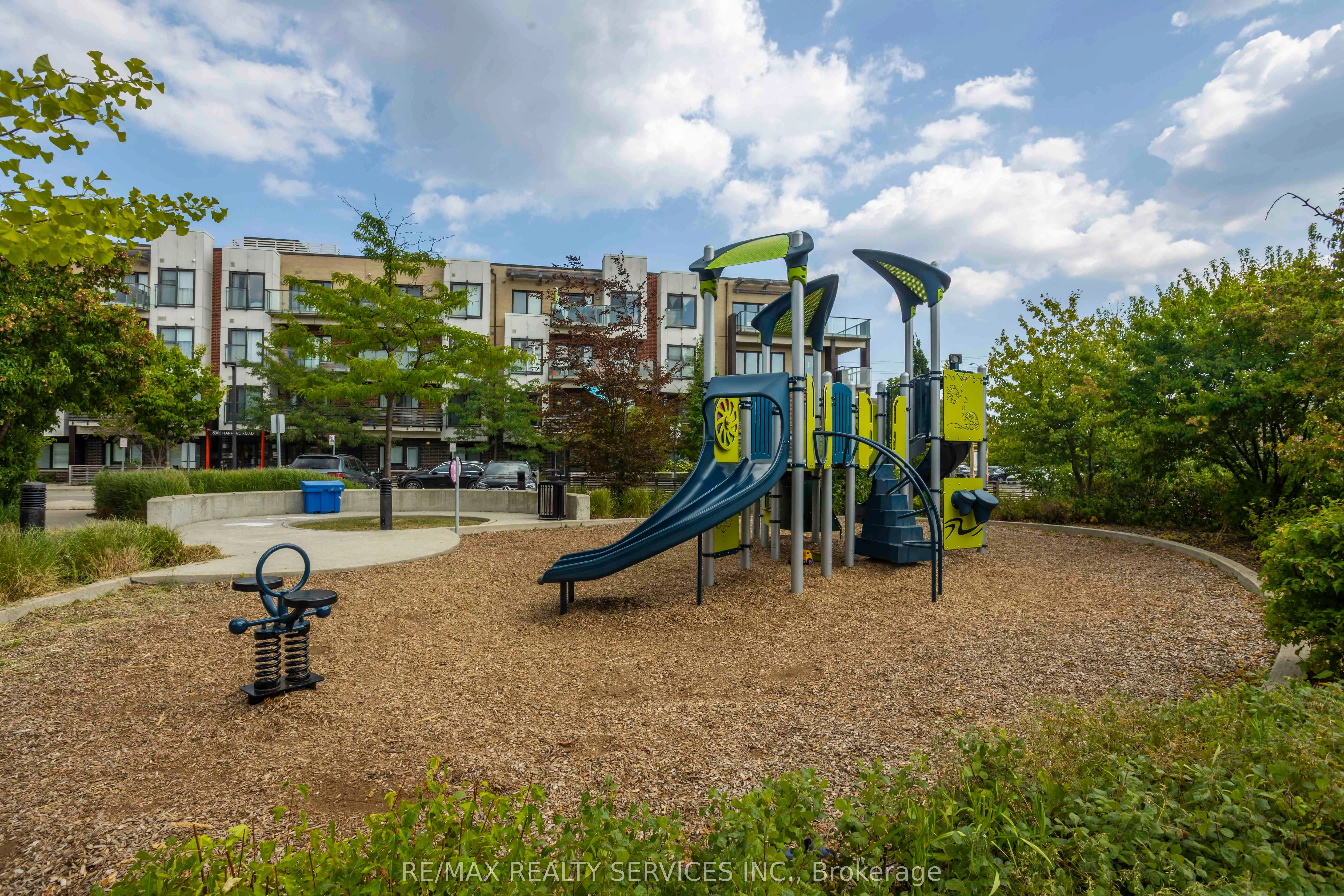 3100 Boxford Crescent, #8