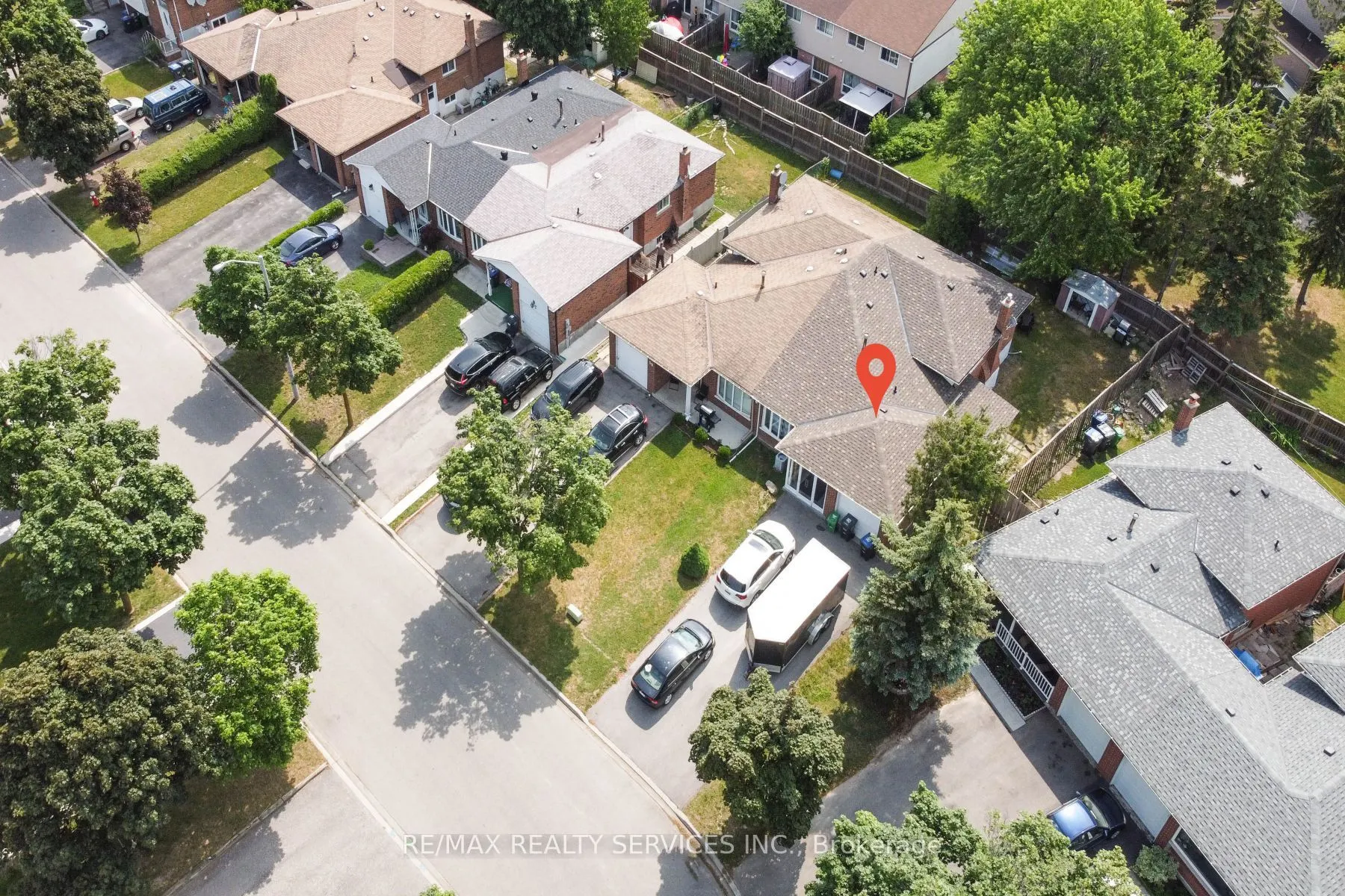 41 Manitou Crescent N