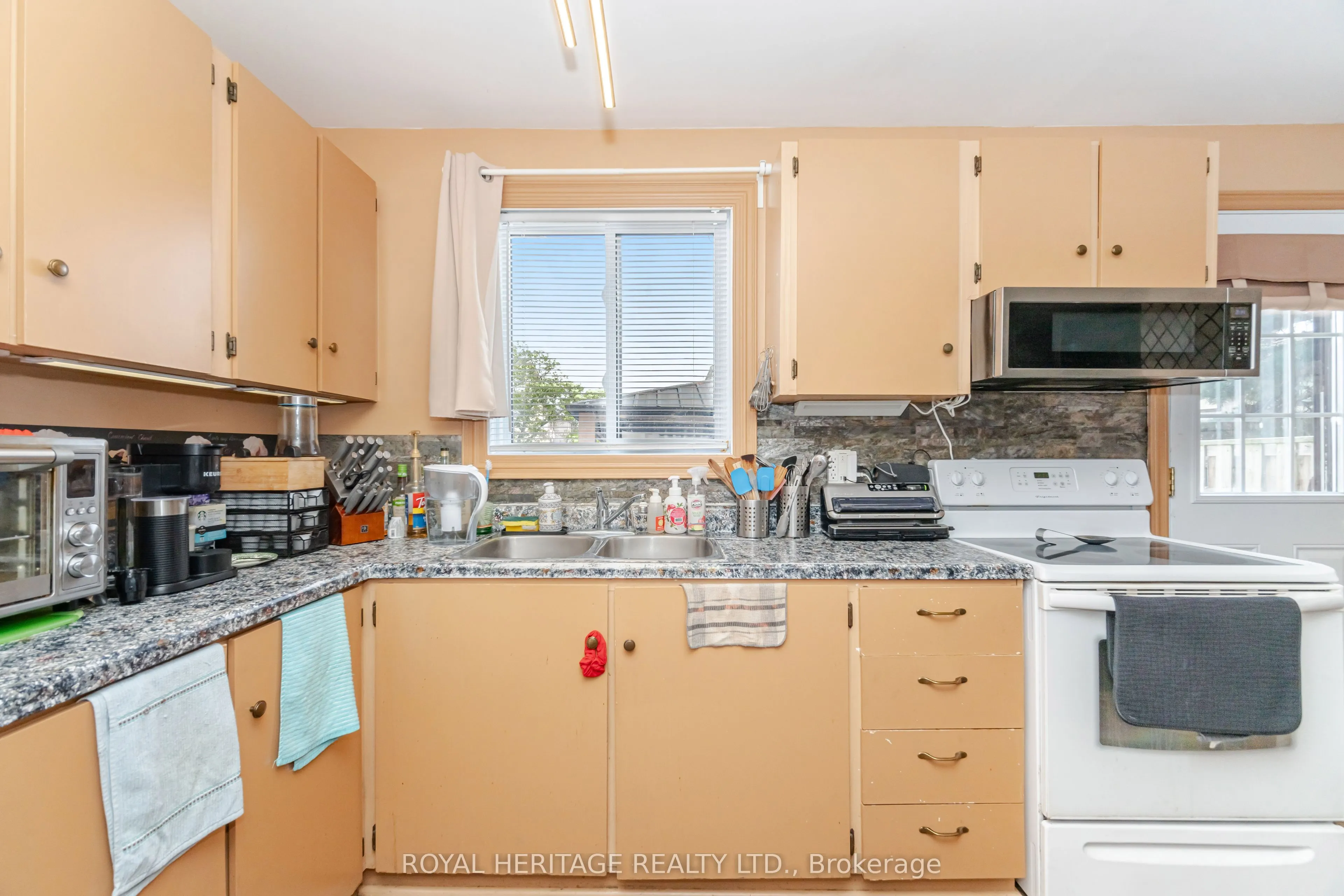 107 Guildford Crescent, #107