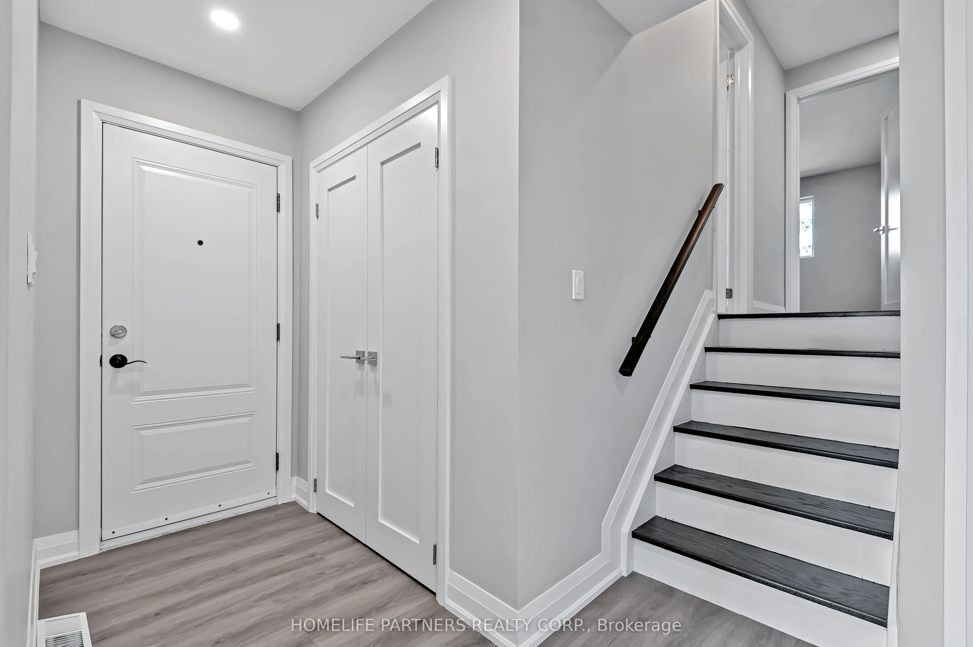 79 Strathavon Drive