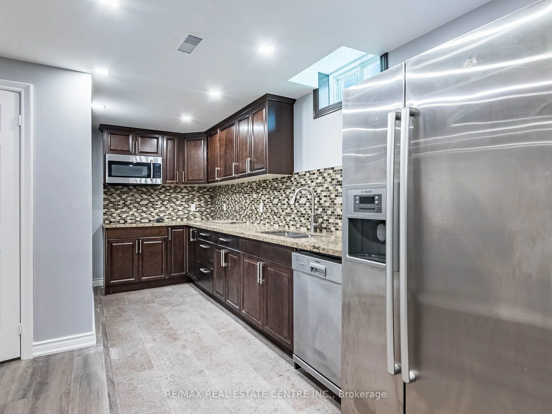3121 Clipperton Drive