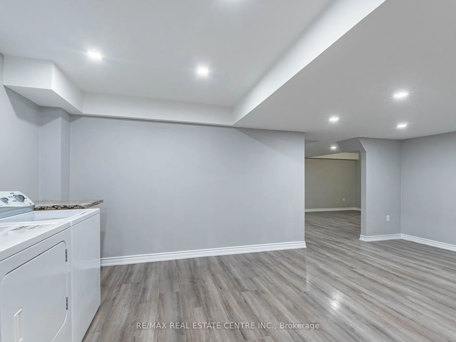 3121 Clipperton Drive