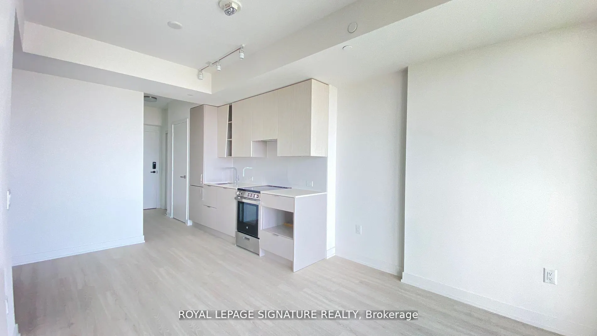 3883 Quartz Road, #3508