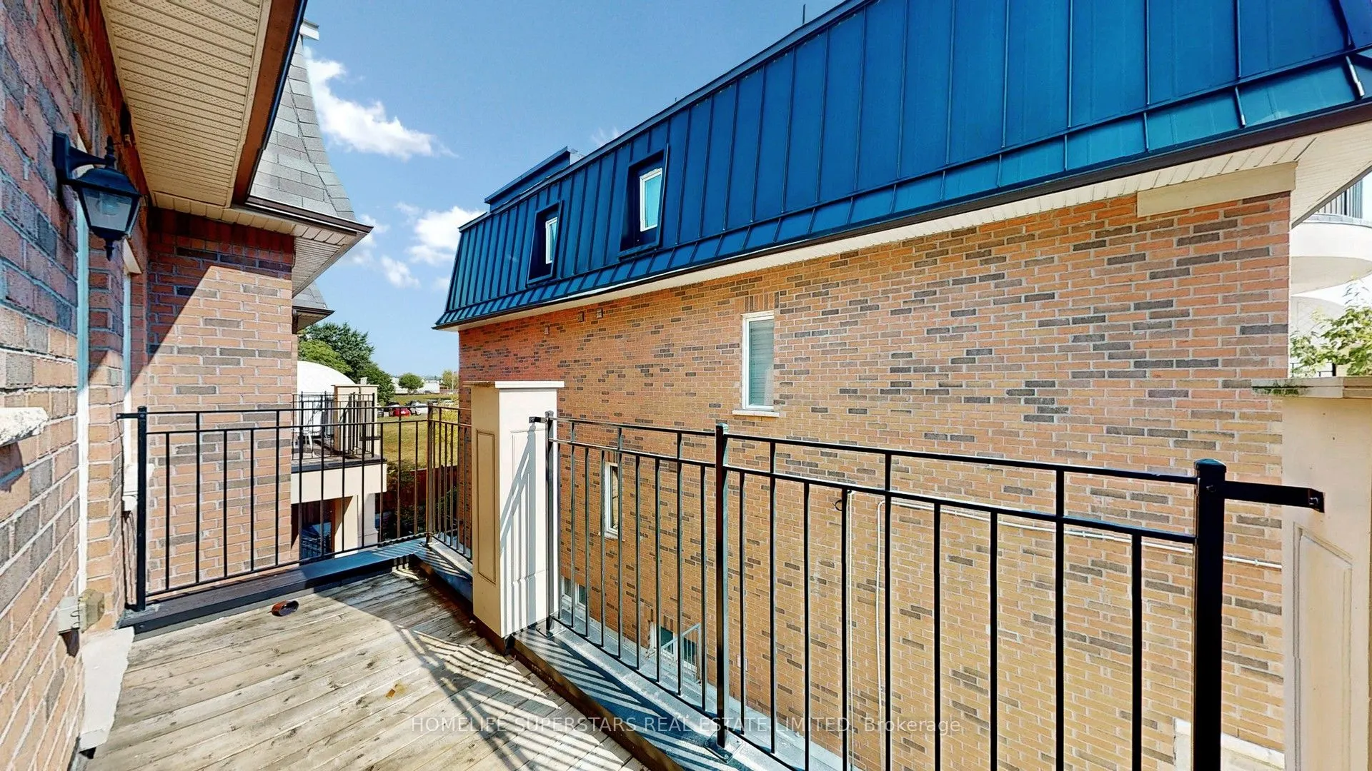 2420 Baronwood Drive, #42-02