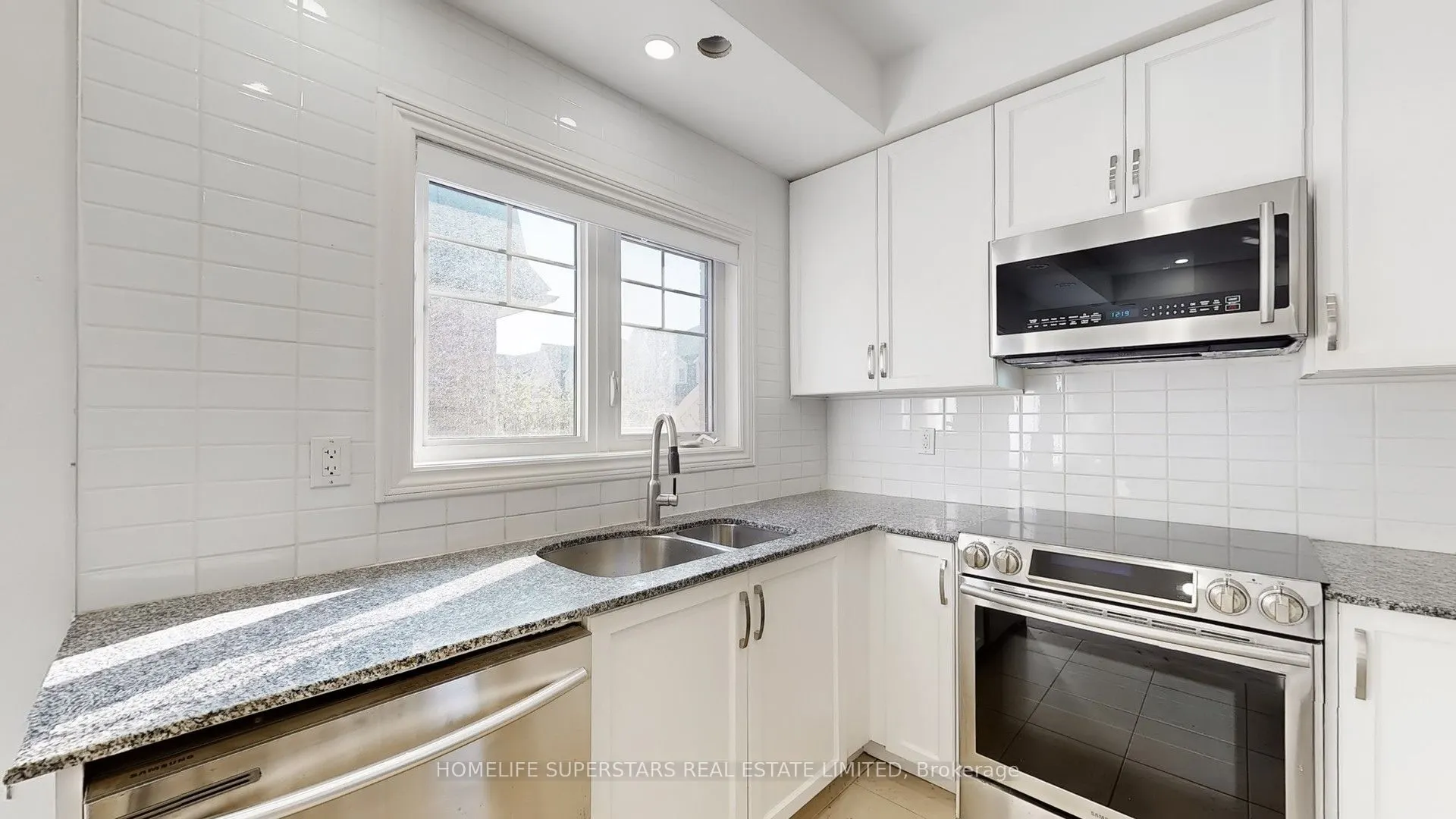 2420 Baronwood Drive, #42-02