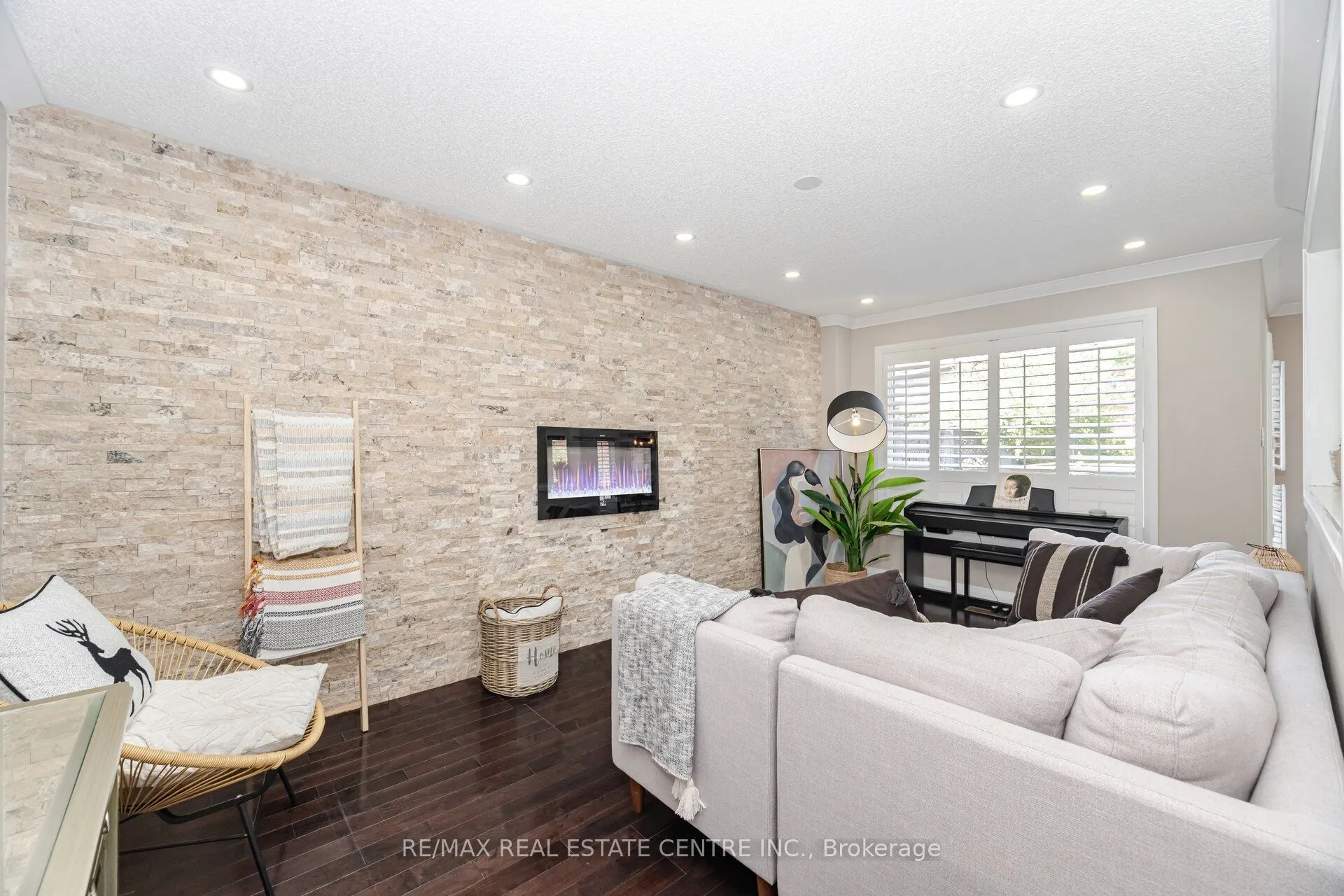 8 Duffield Road