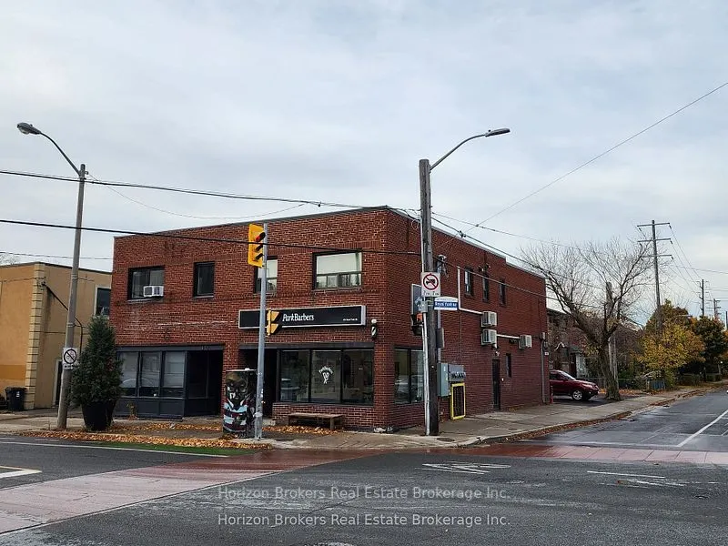 434 Royal York - Lower Level Road