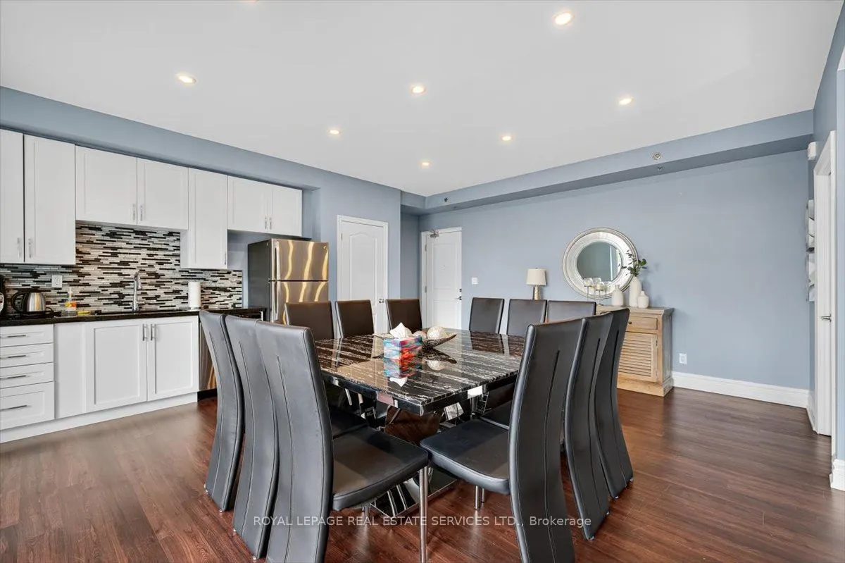 34 Plains Road E, #501