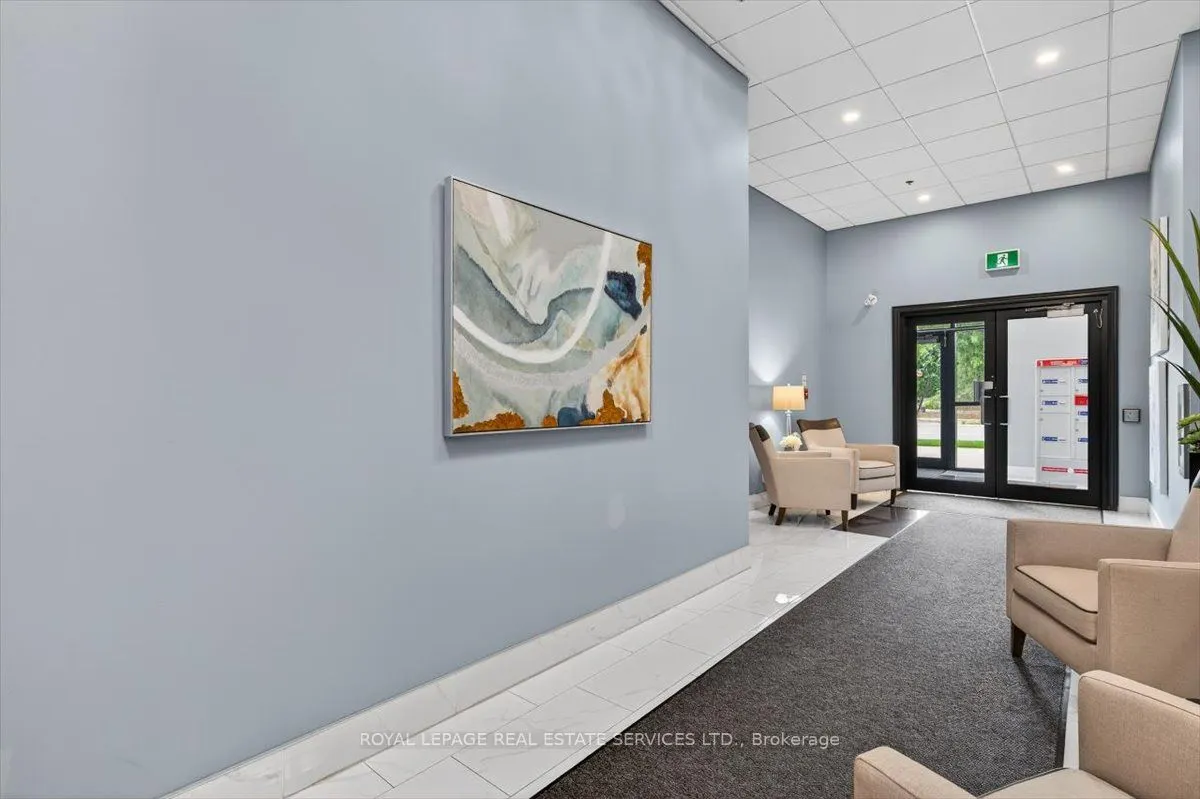 34 Plains Road E, #501