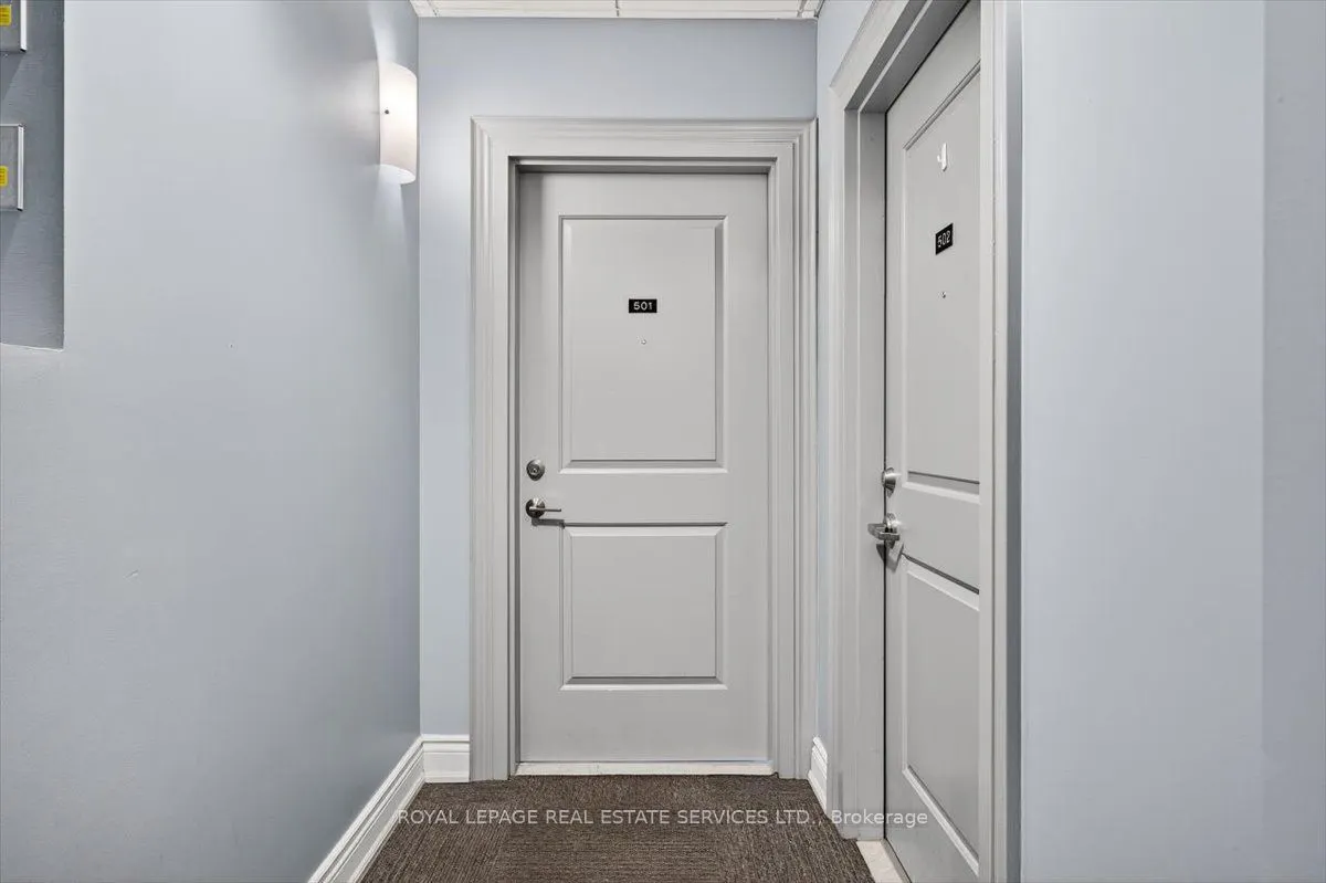 34 Plains Road E, #501