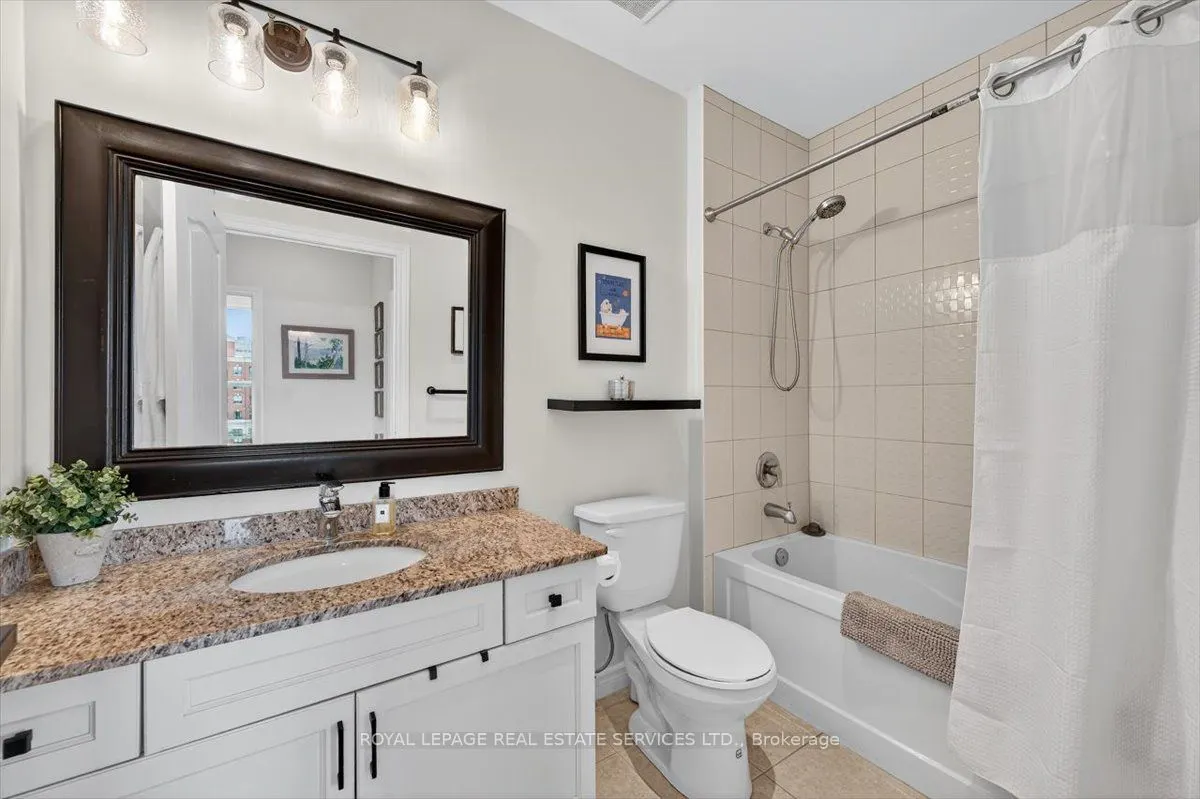 34 Plains Road E, #501