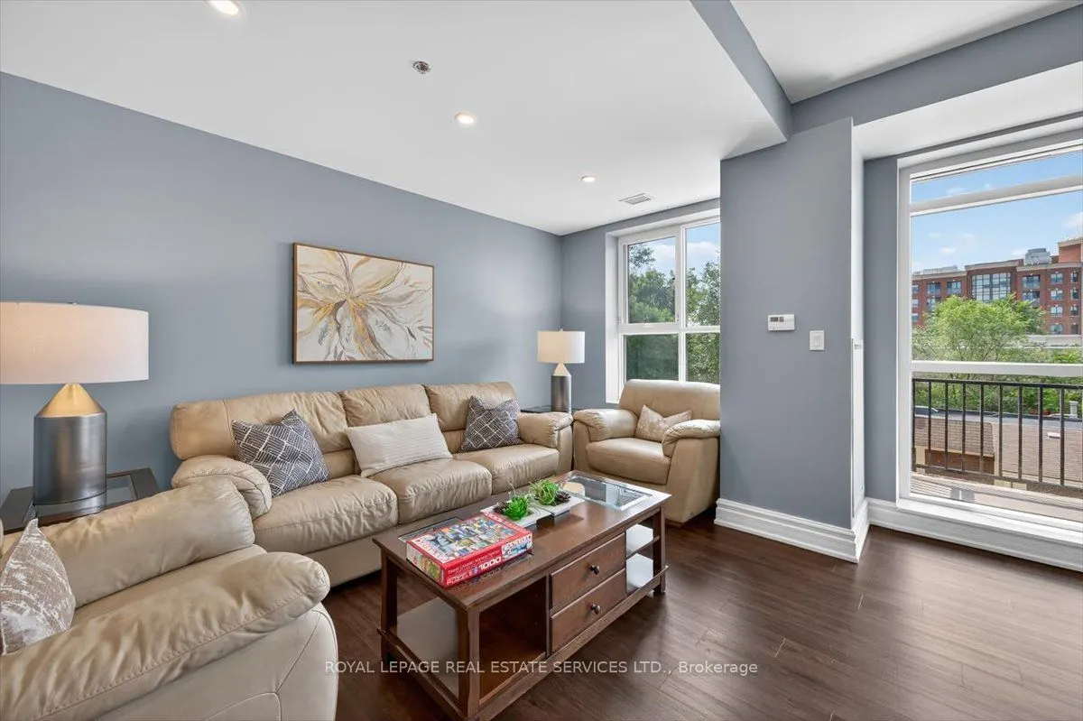 34 Plains Road E, #501