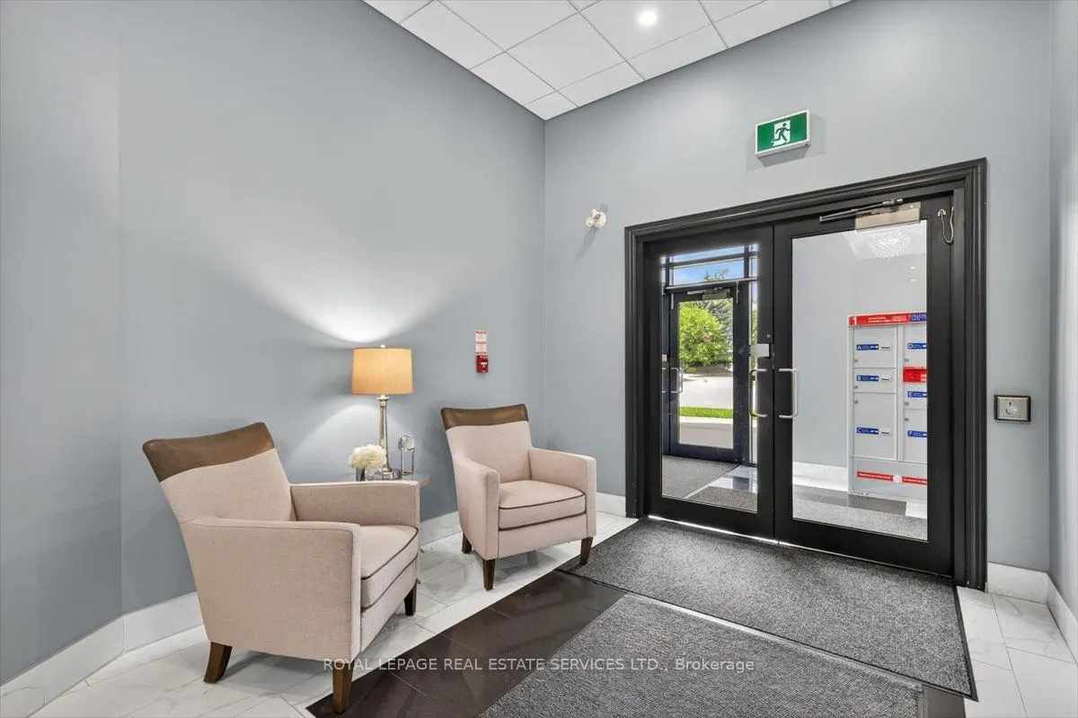 34 Plains Road E, #501