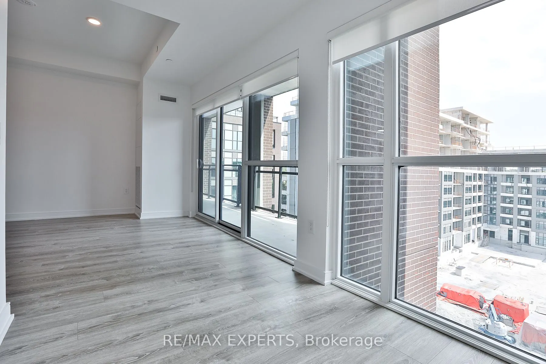 25 Neighbourhood Lane, #603