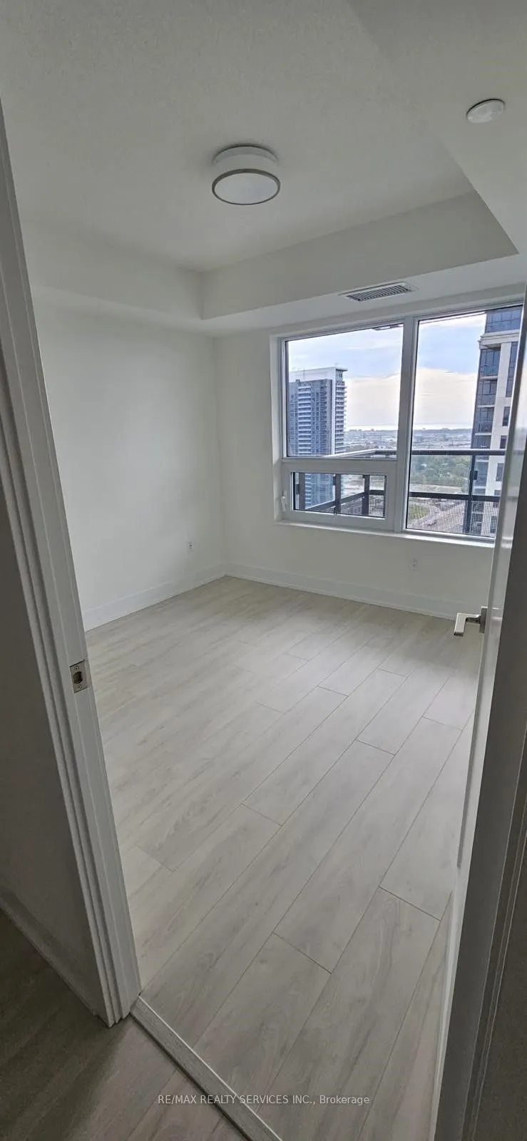 10 Eva Road, #2301