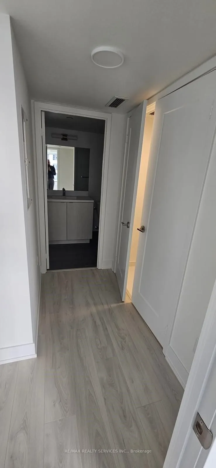 10 Eva Road, #2301