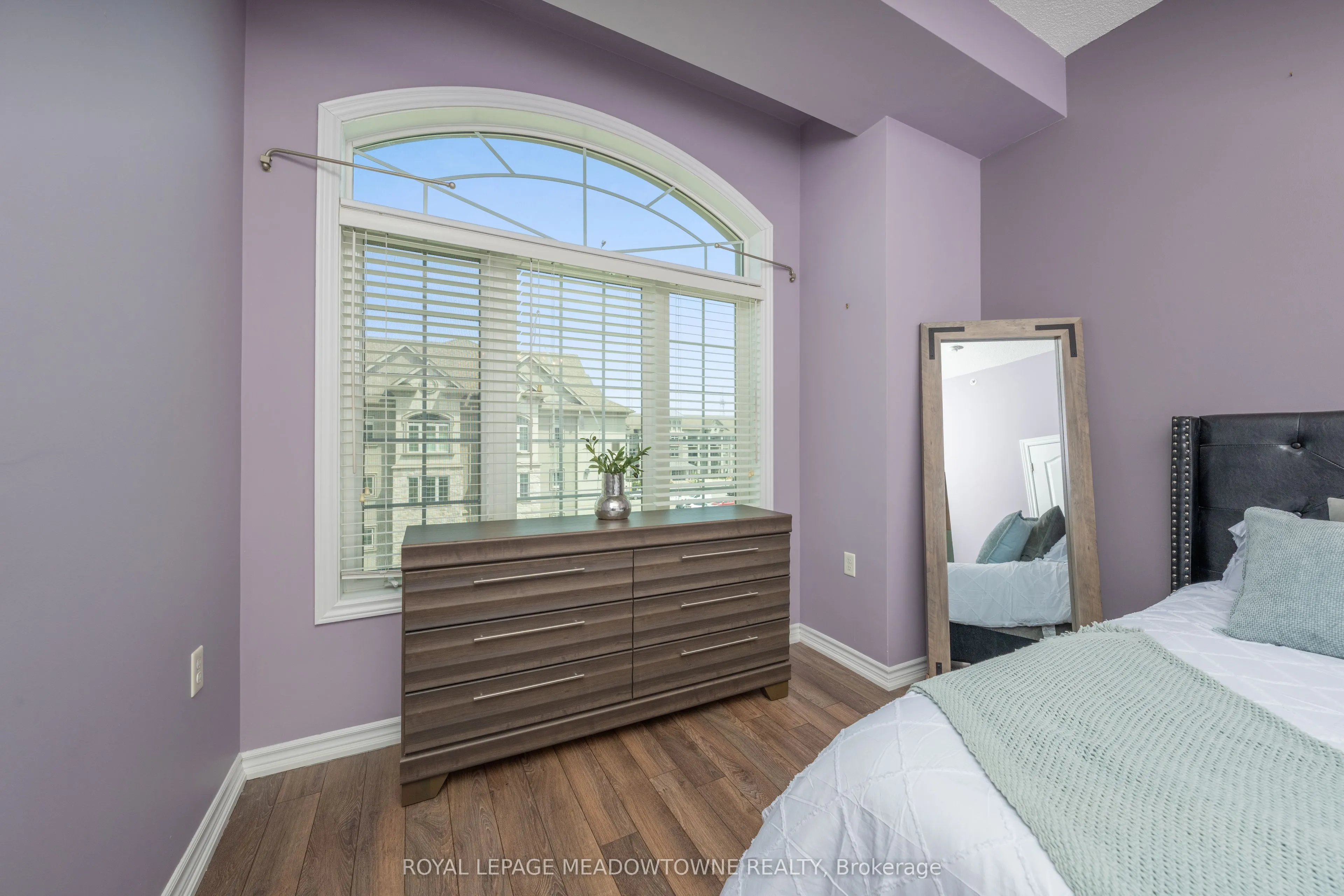 1440 Main Street E, #415
