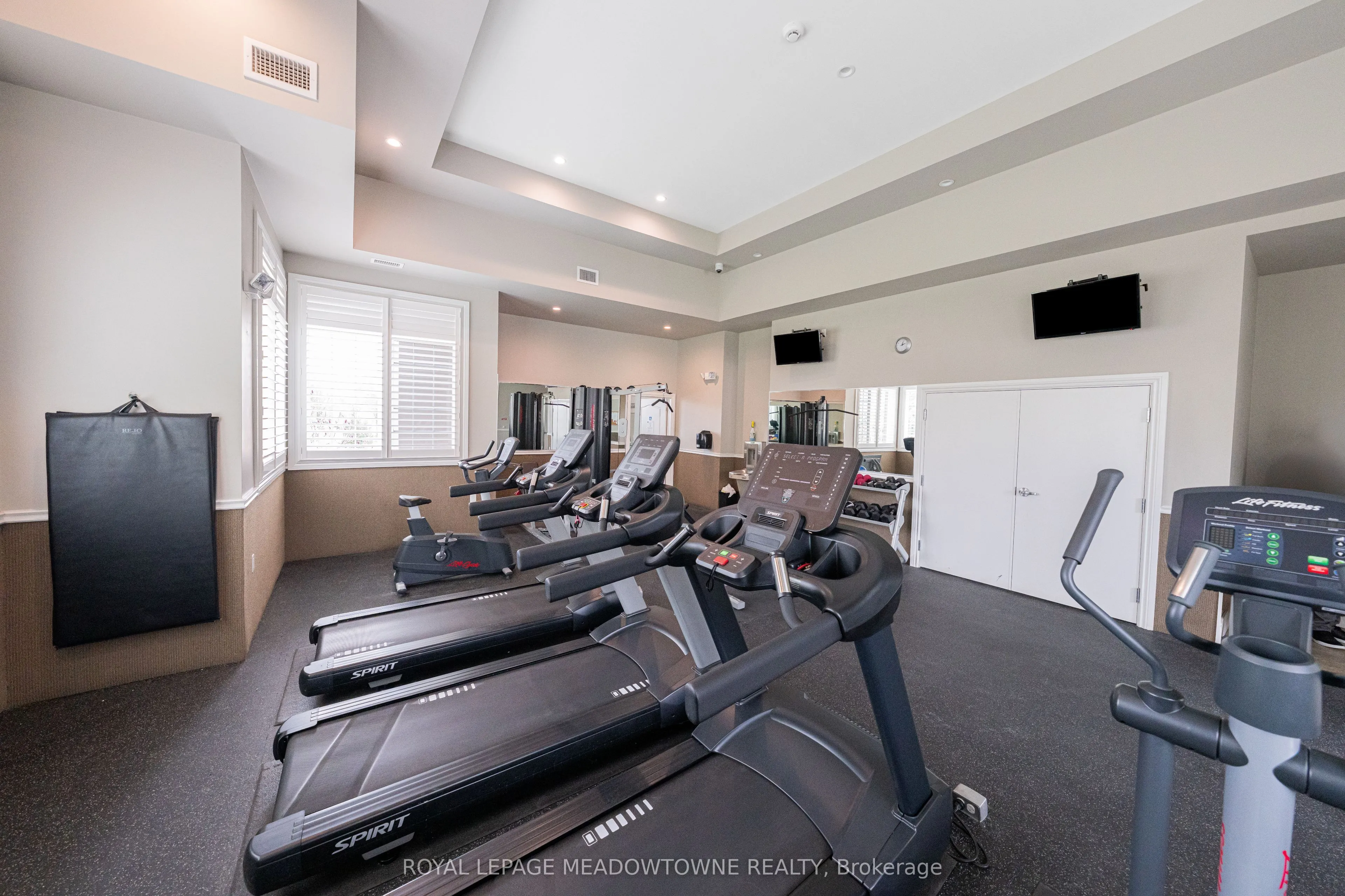 1440 Main Street E, #415