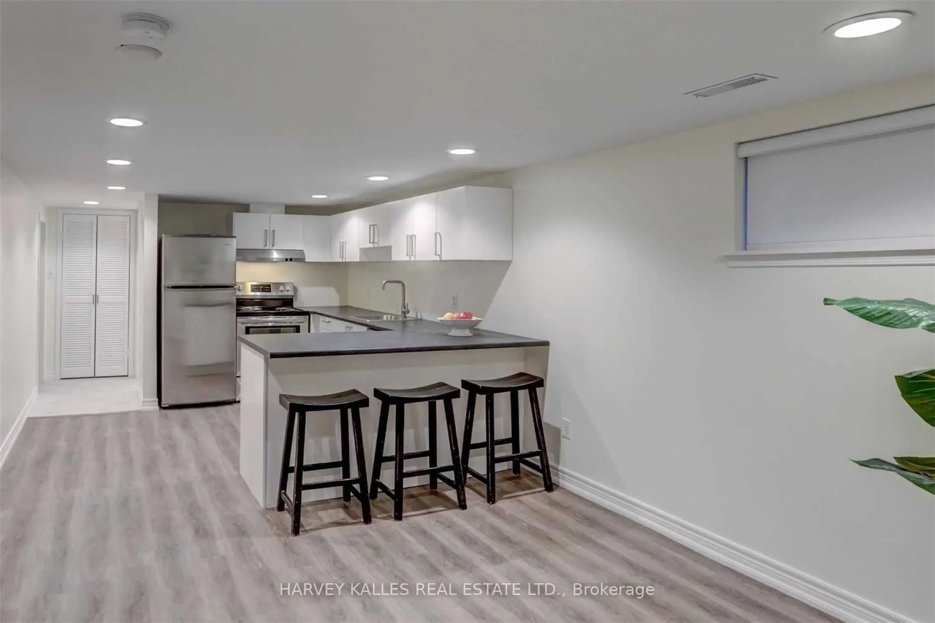 1180 Royal York Road, #Lower