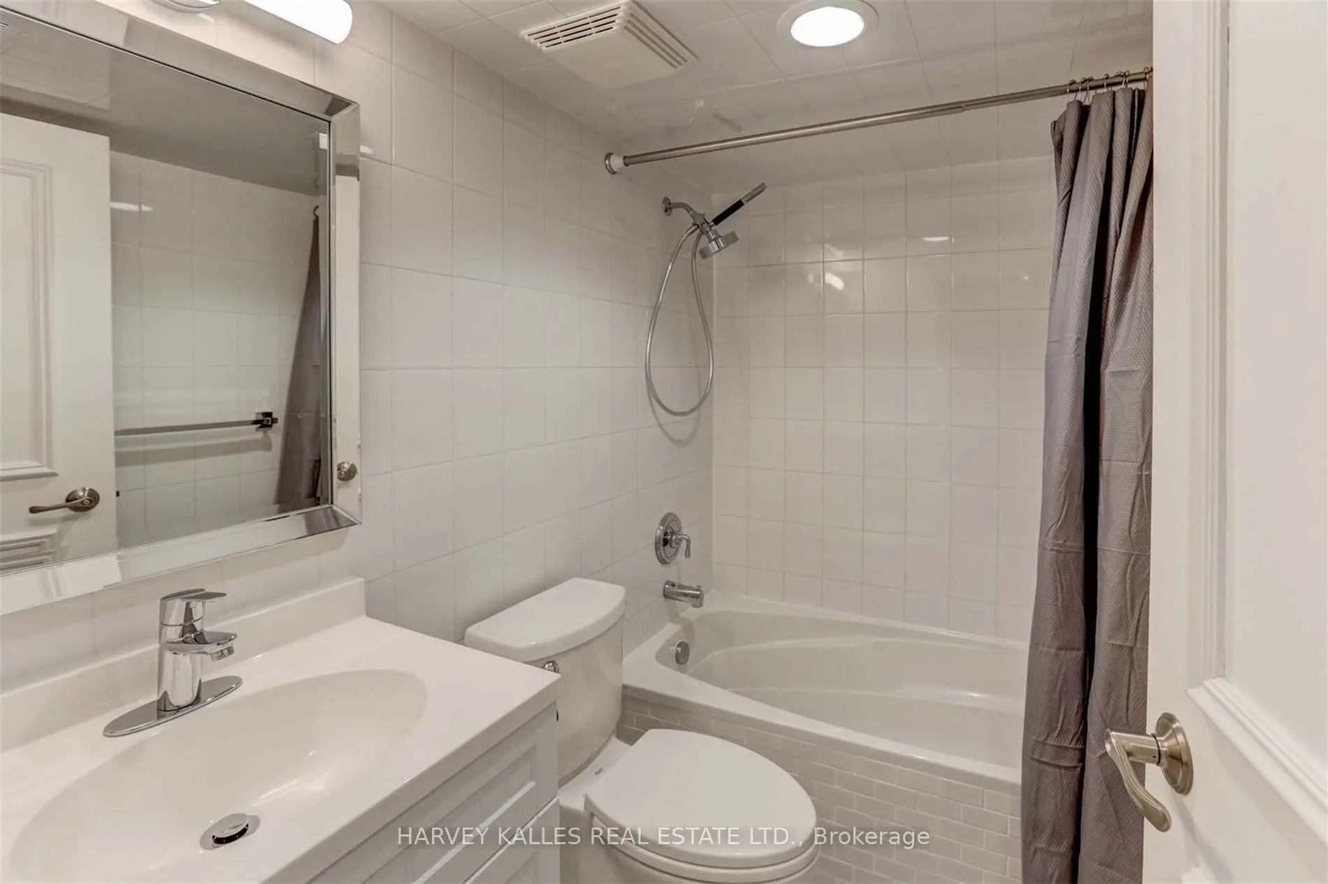 1180 Royal York Road, #Lower