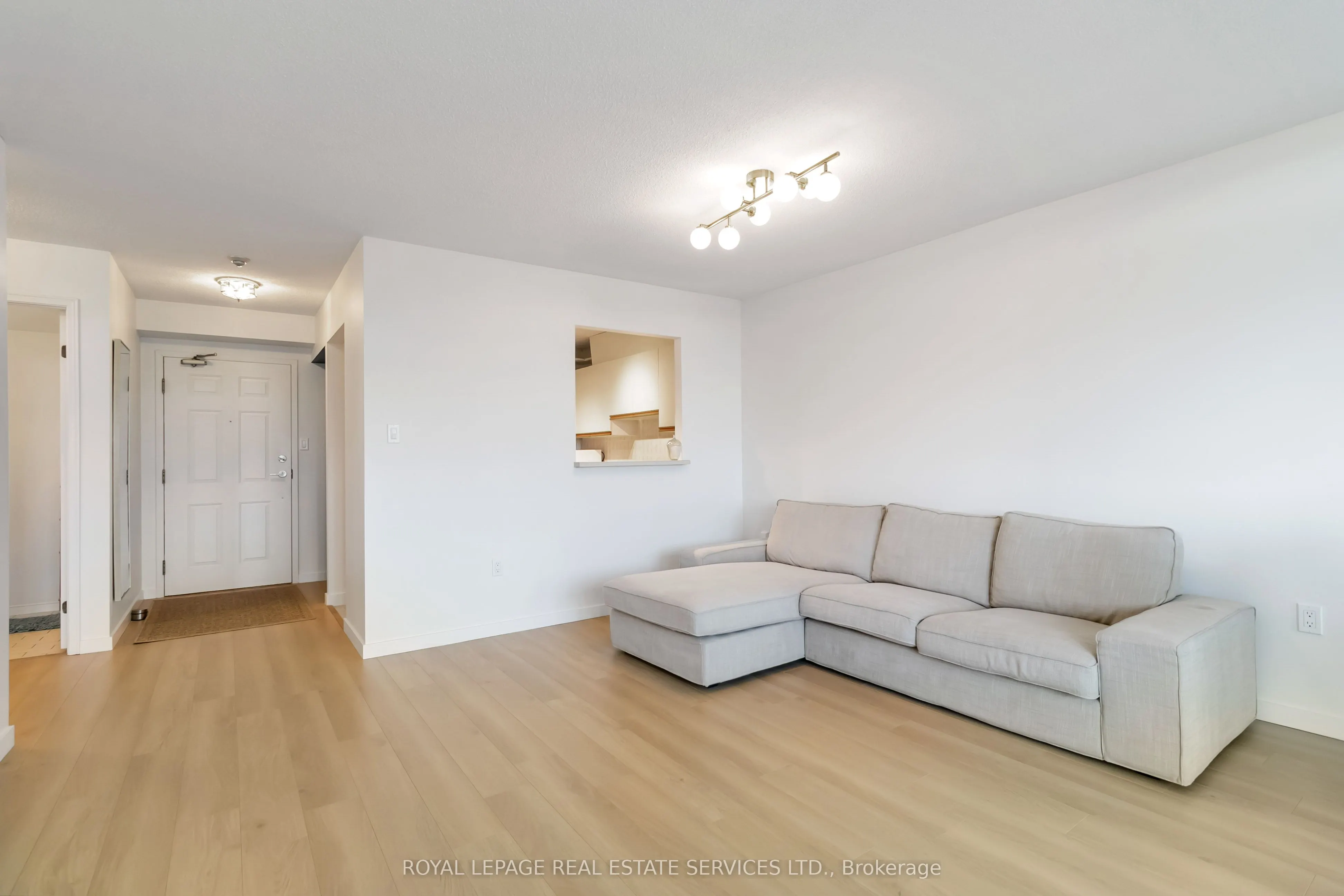 5090 Pinedale Avenue, #504