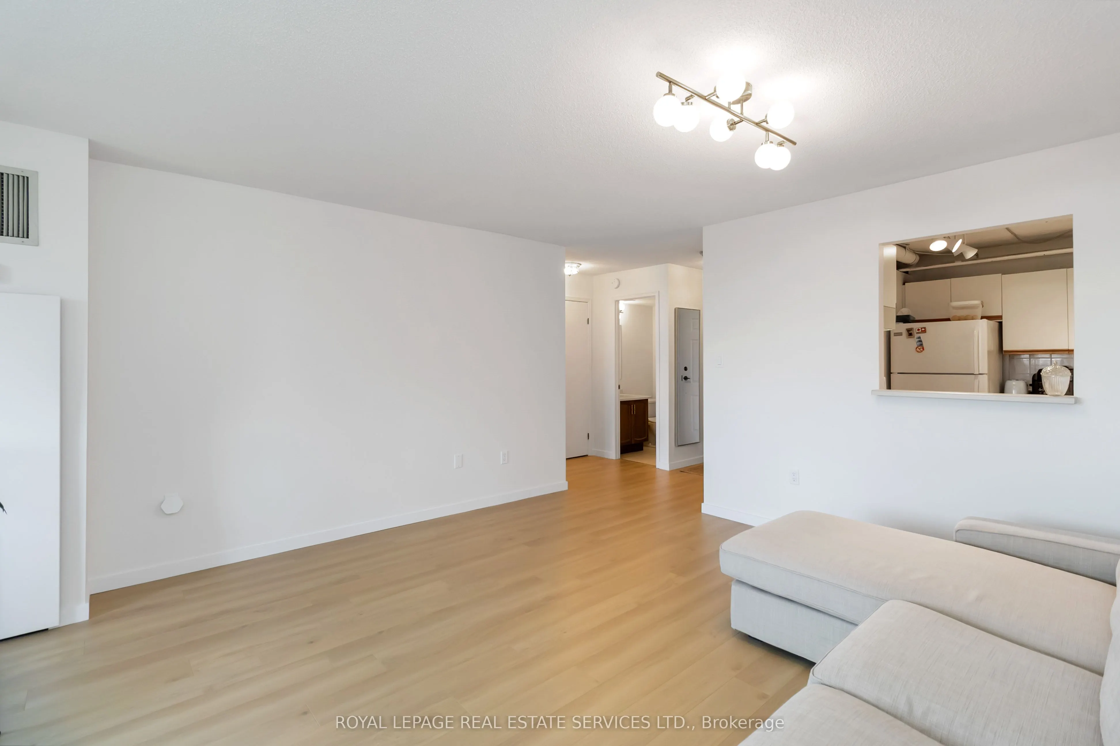 5090 Pinedale Avenue, #504
