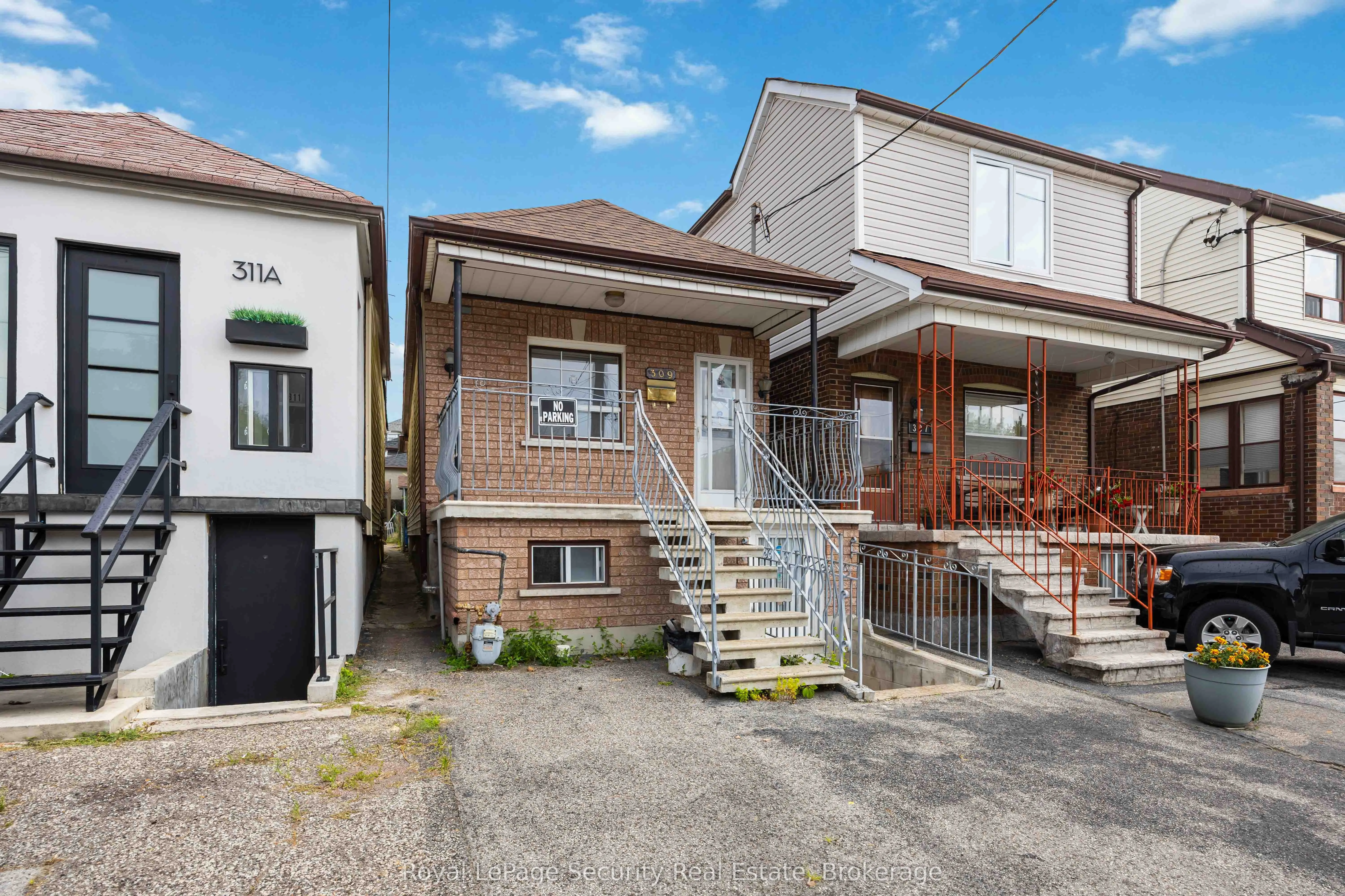 309 Silverthorn Avenue