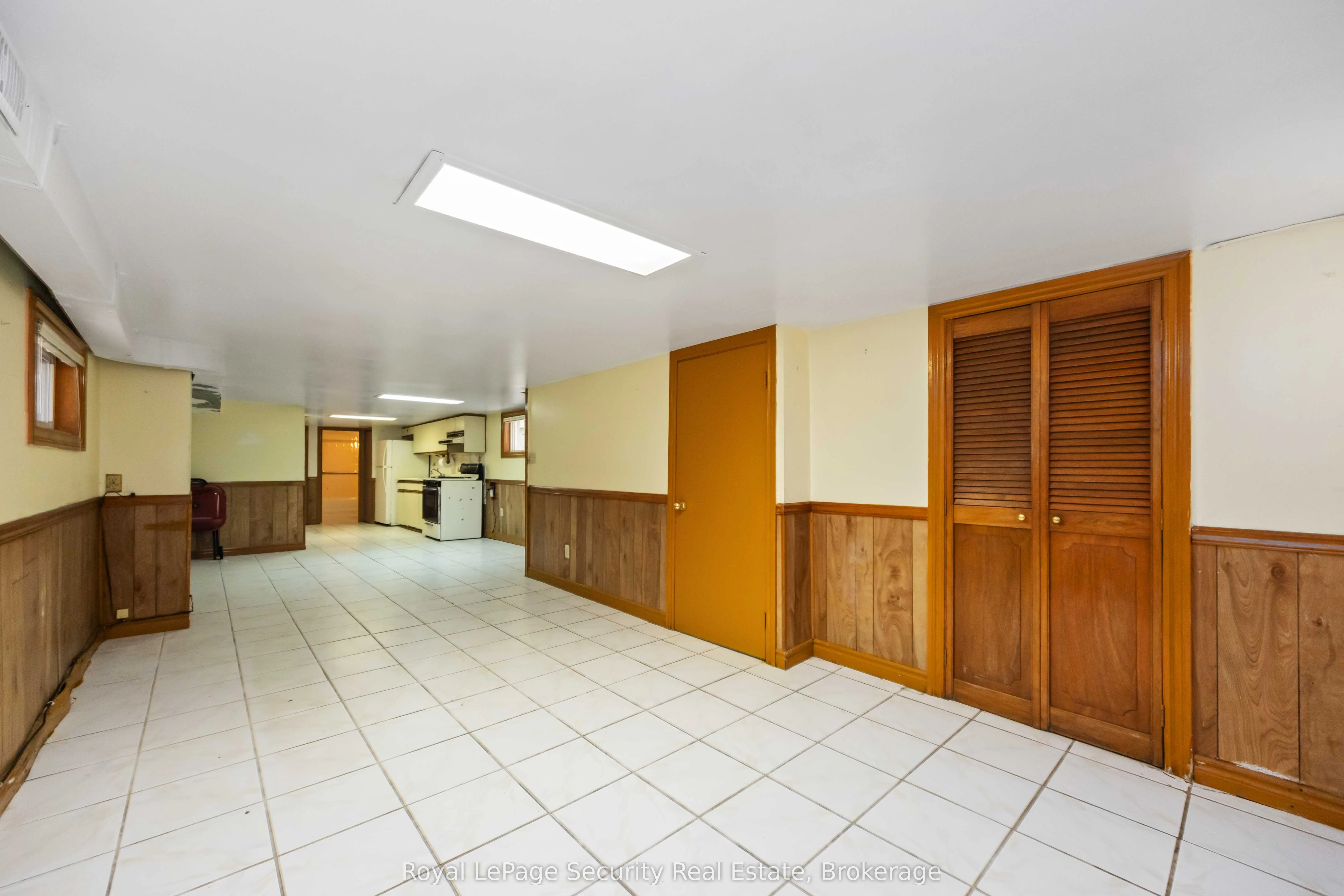 309 Silverthorn Avenue