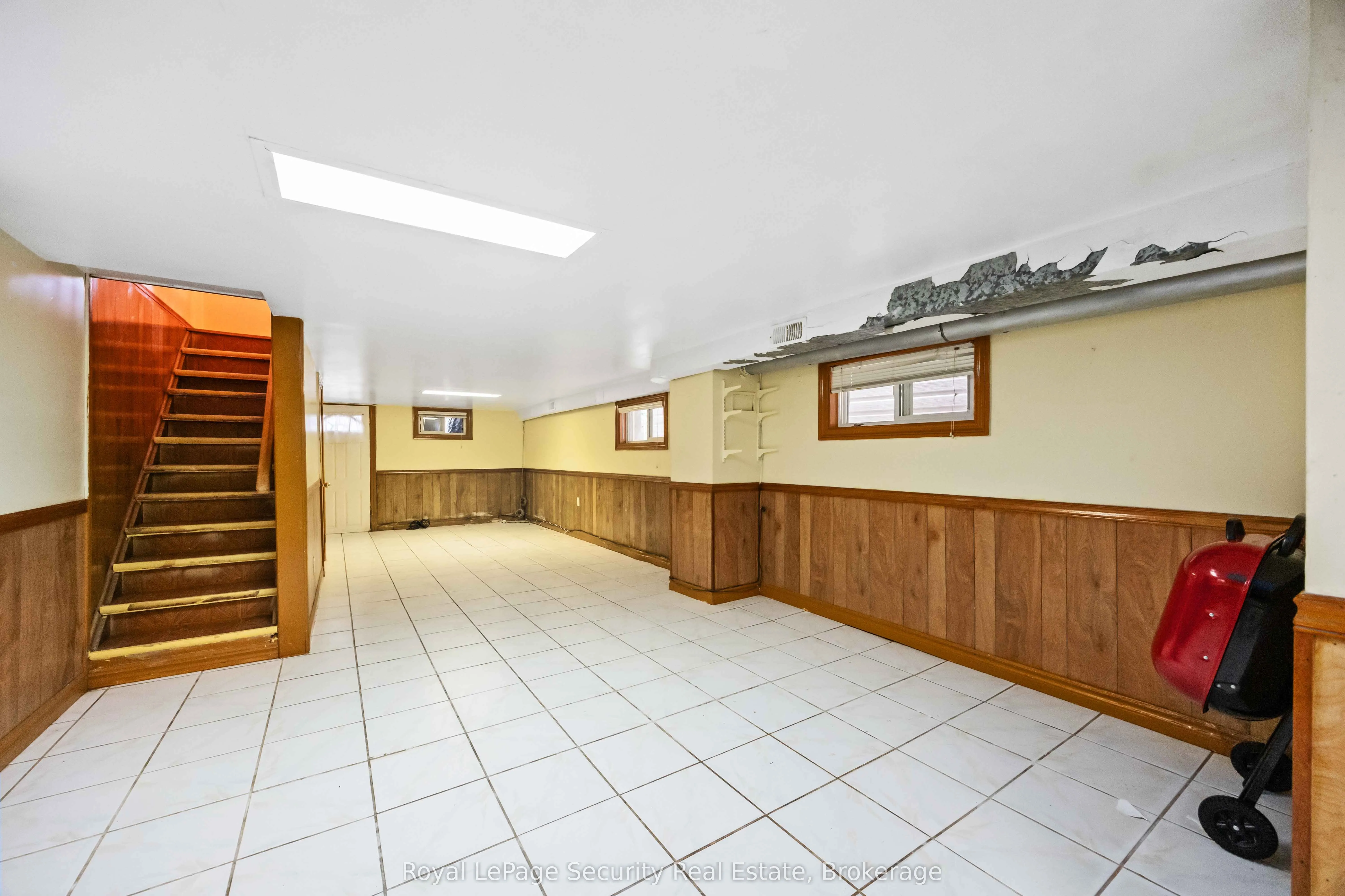 309 Silverthorn Avenue