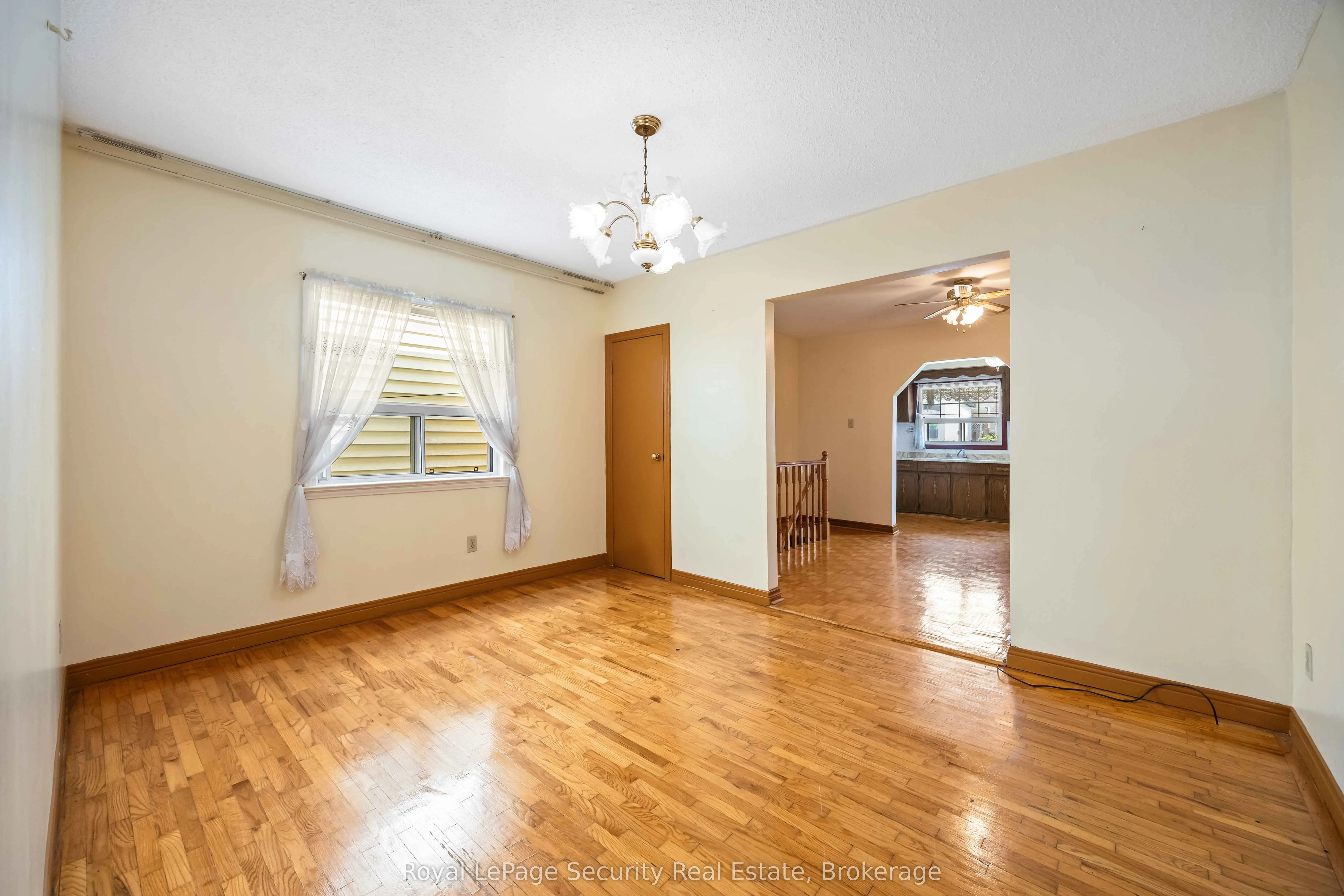 309 Silverthorn Avenue