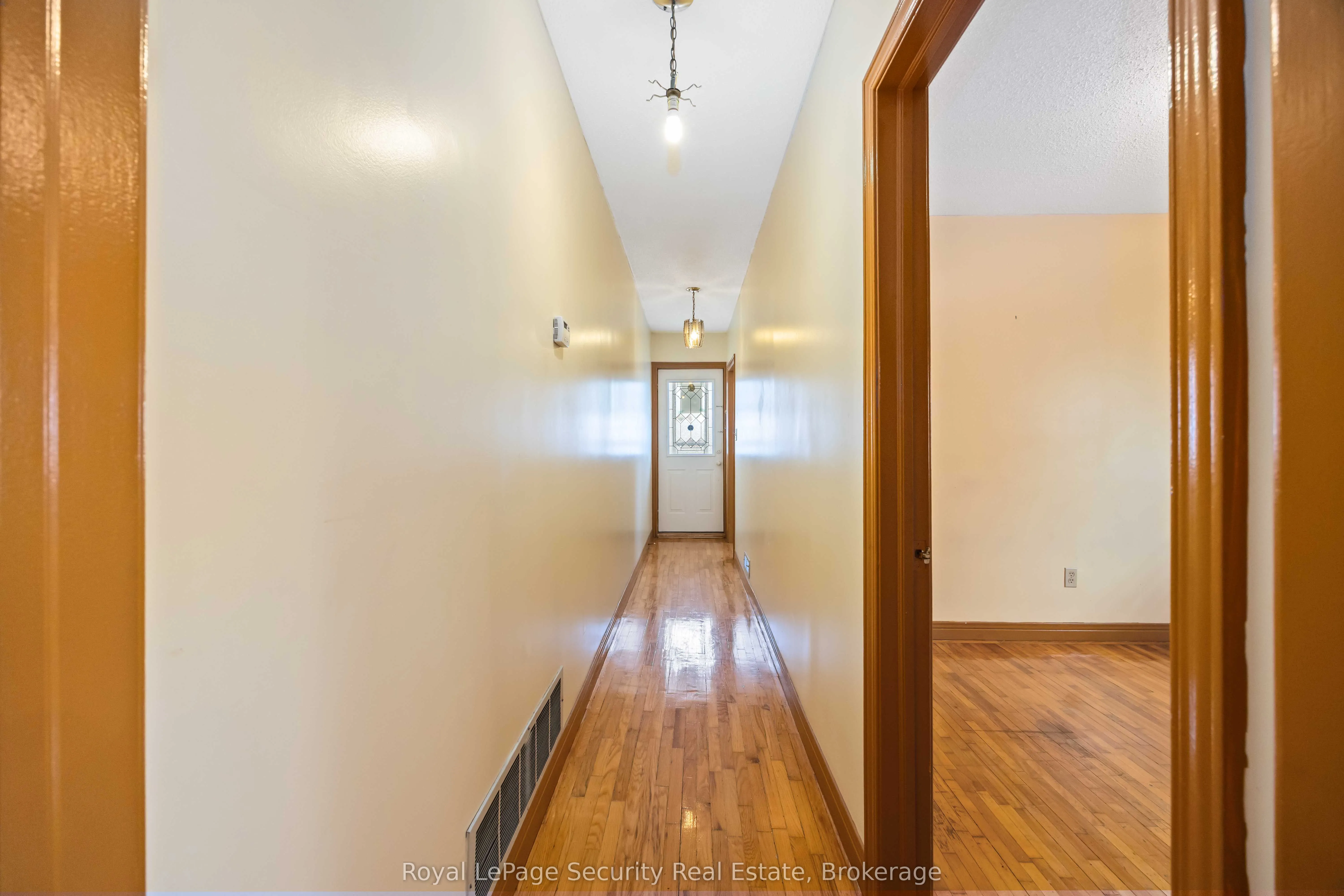 309 Silverthorn Avenue