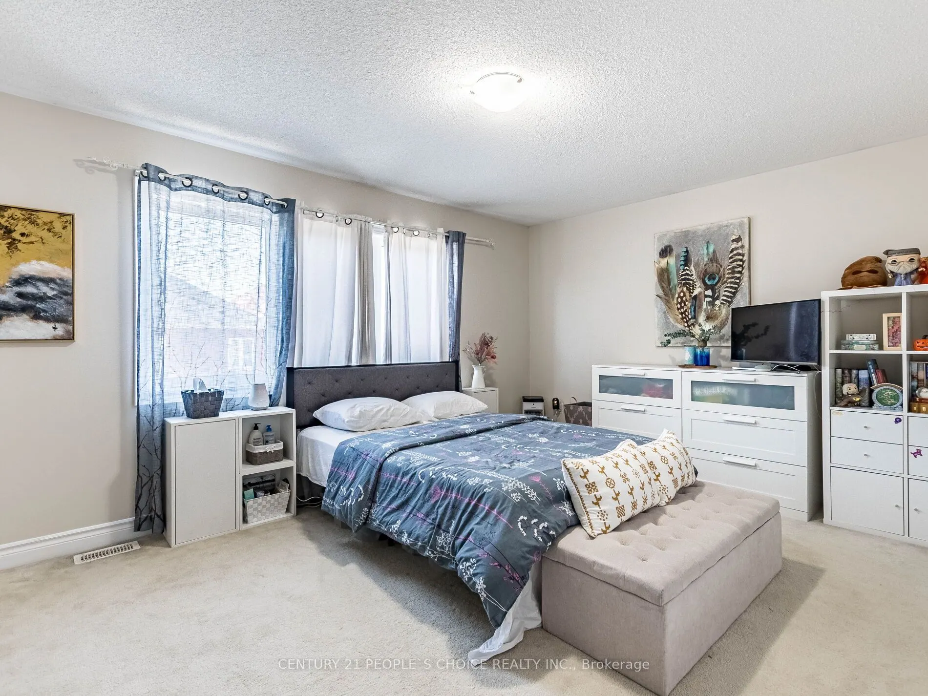 4 Dunley Crescent