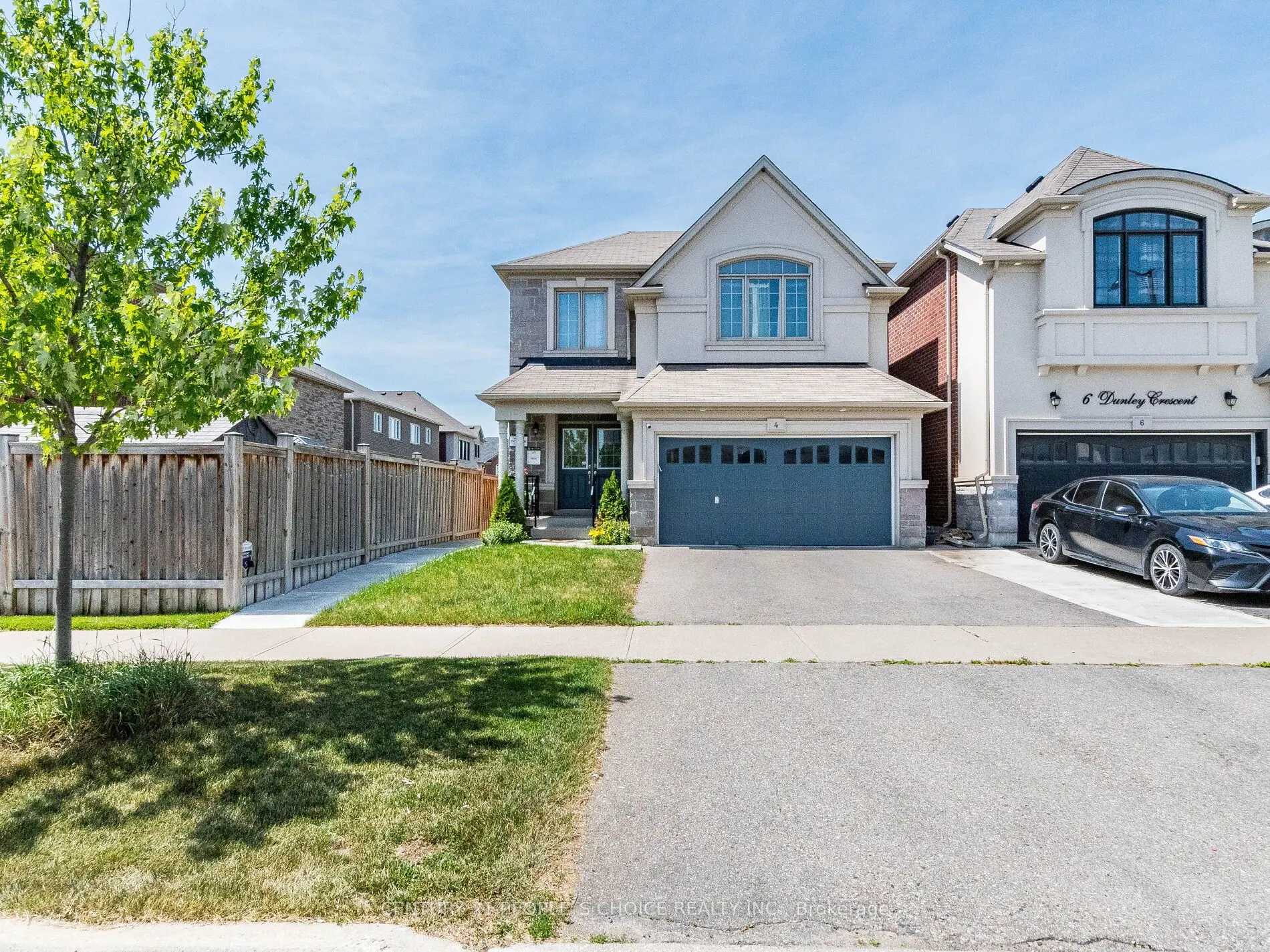 4 Dunley Crescent